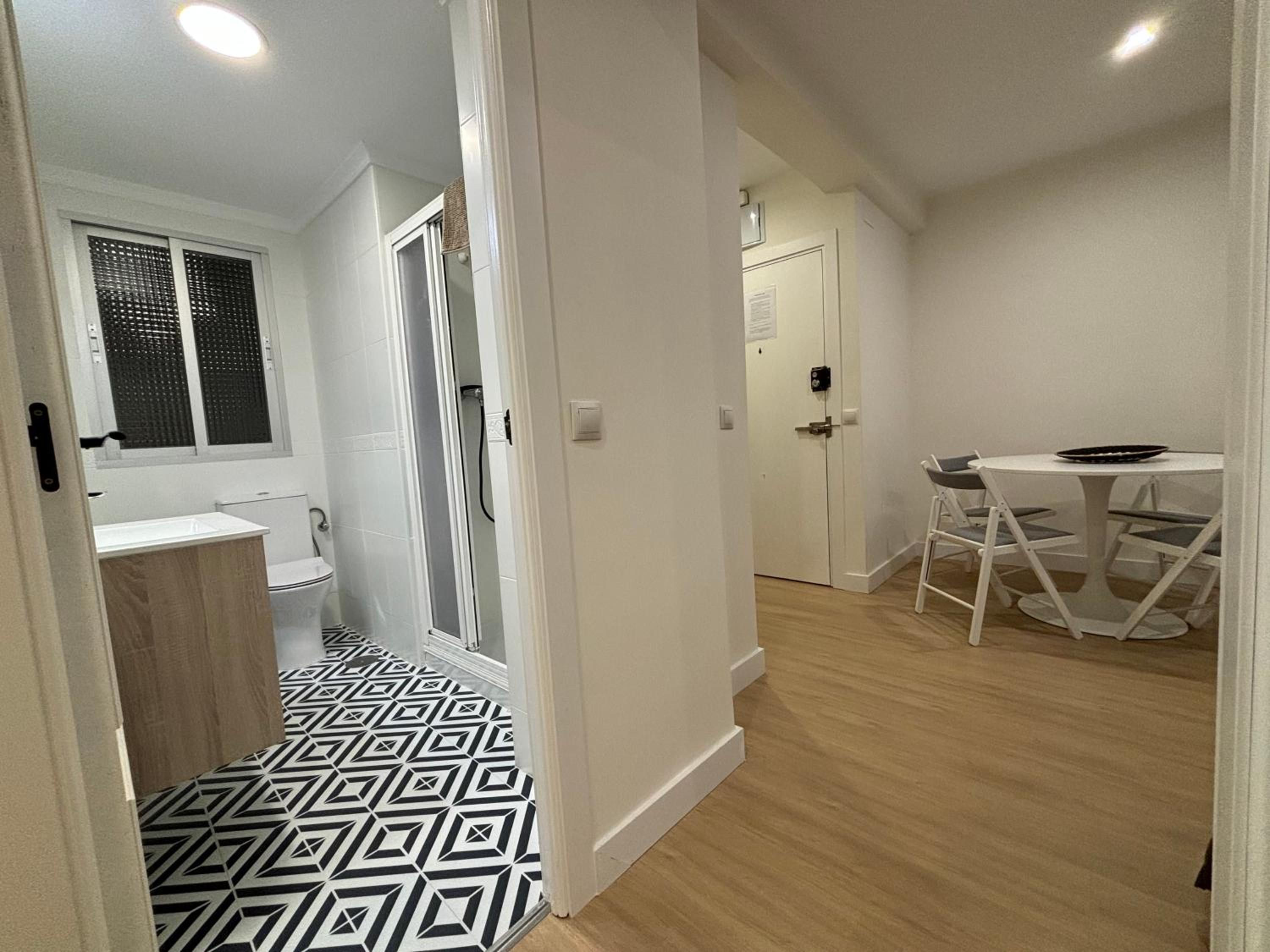 Three-Bedroom Apartment photo 3