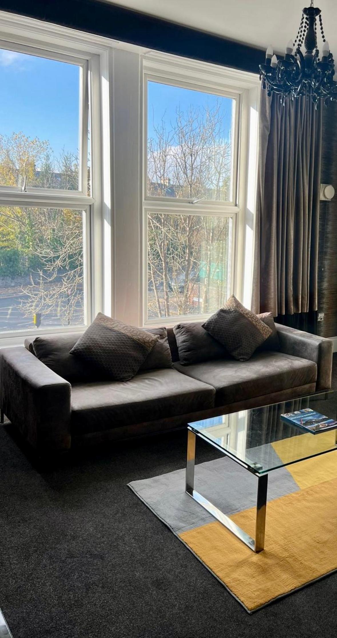 Deluxe Two Bedroom with Two Bathroom photo 2