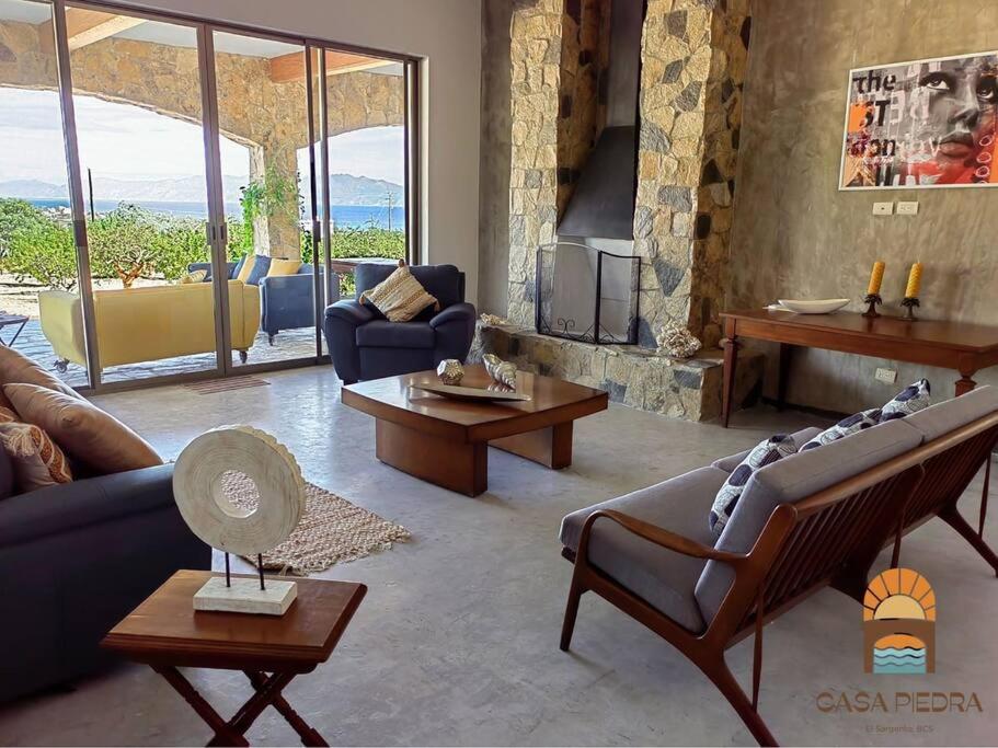 Villa photo 1