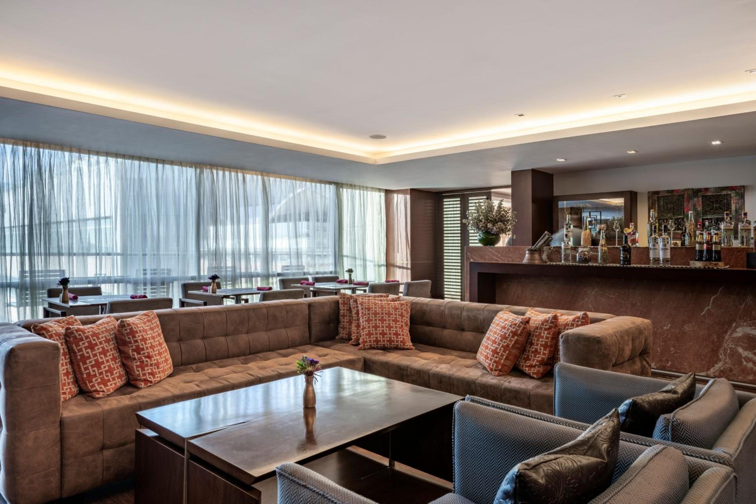 Executive Deluxe King Room - Lounge Access - Photo 7