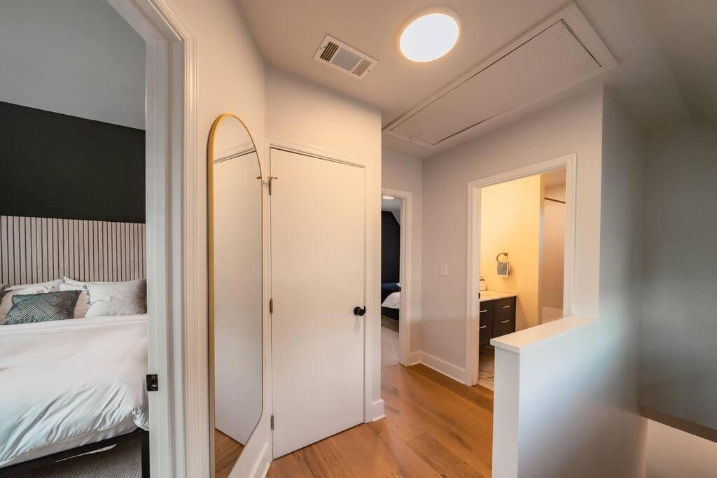 Two-Bedroom House photo 3