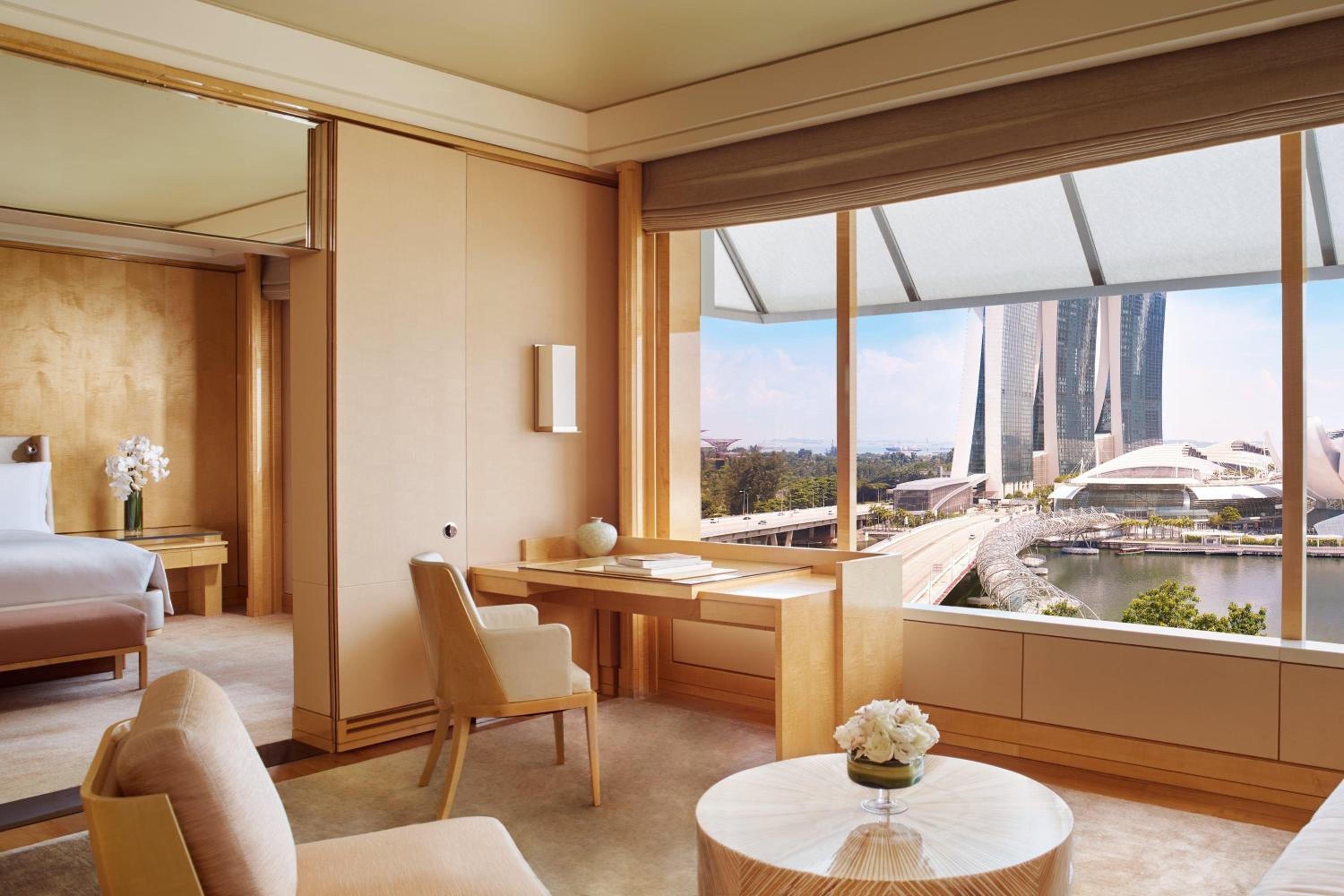 Premier Suite, 1 King Bed, Marina Bay View