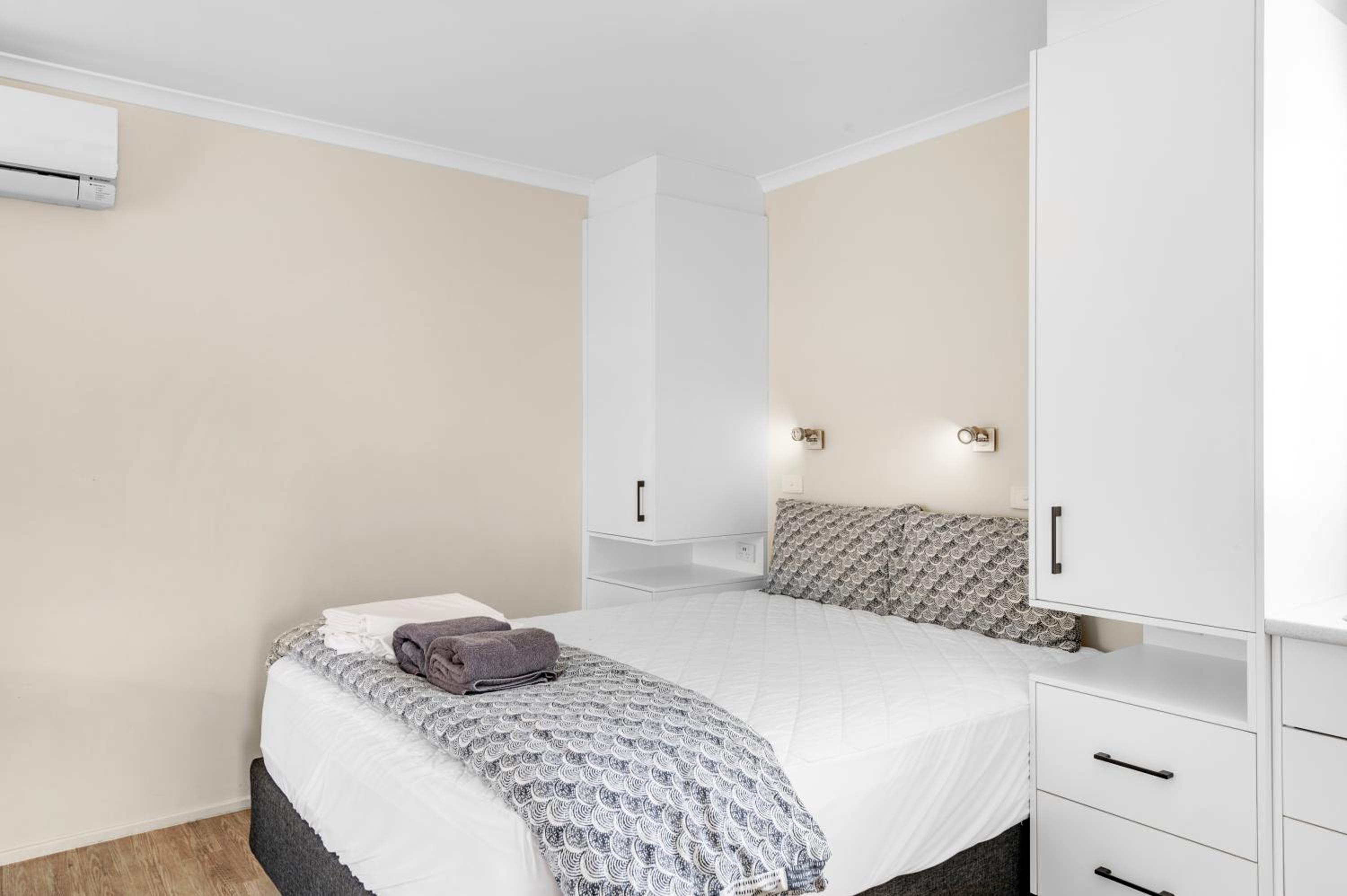 Standard Family Room - Photo 6