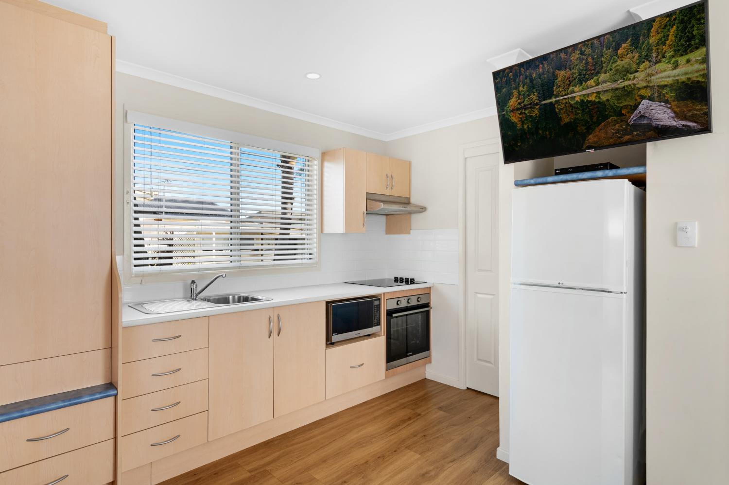 Standard Family Room - Photo 12