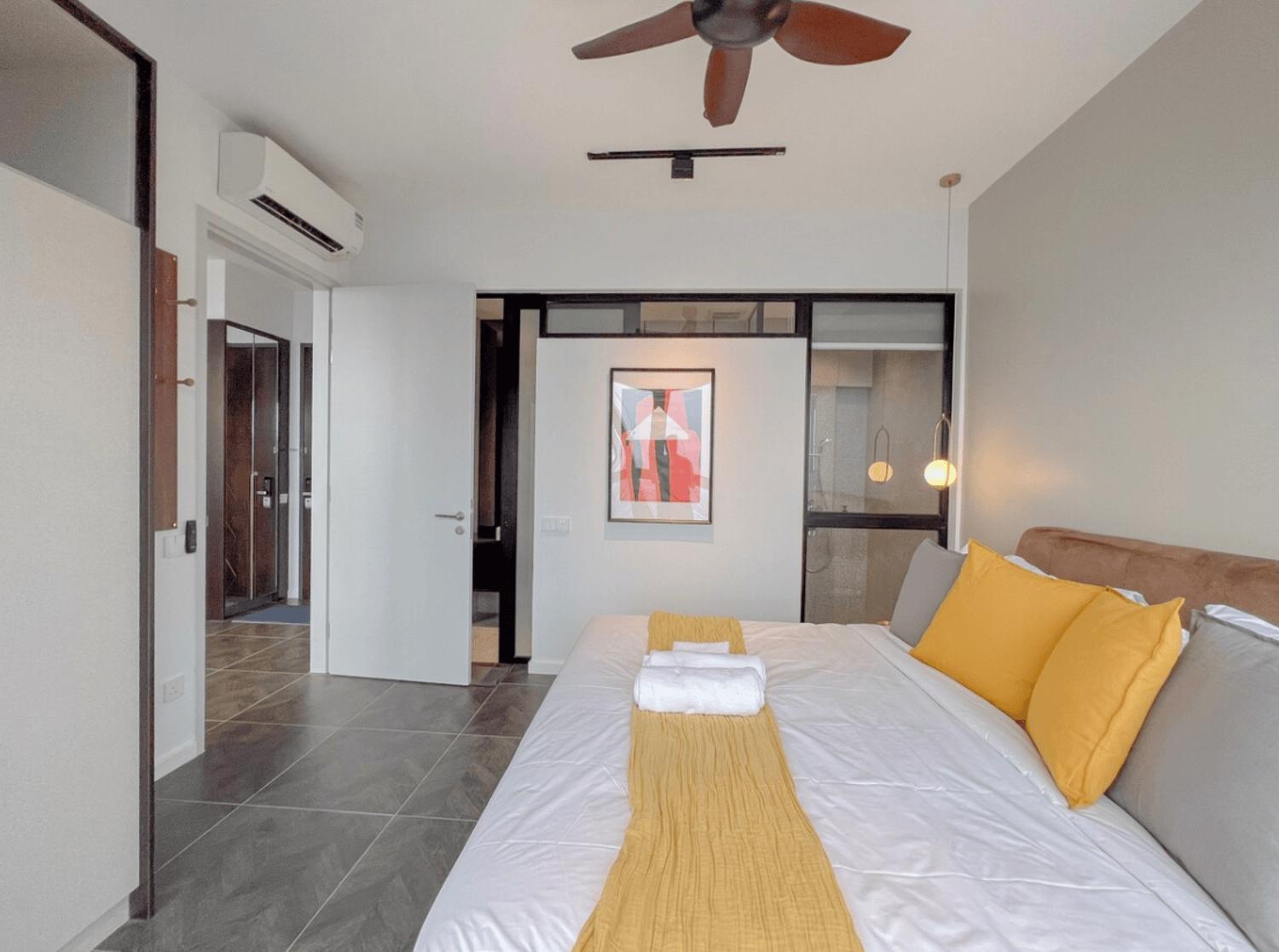 One-Bedroom Apartment