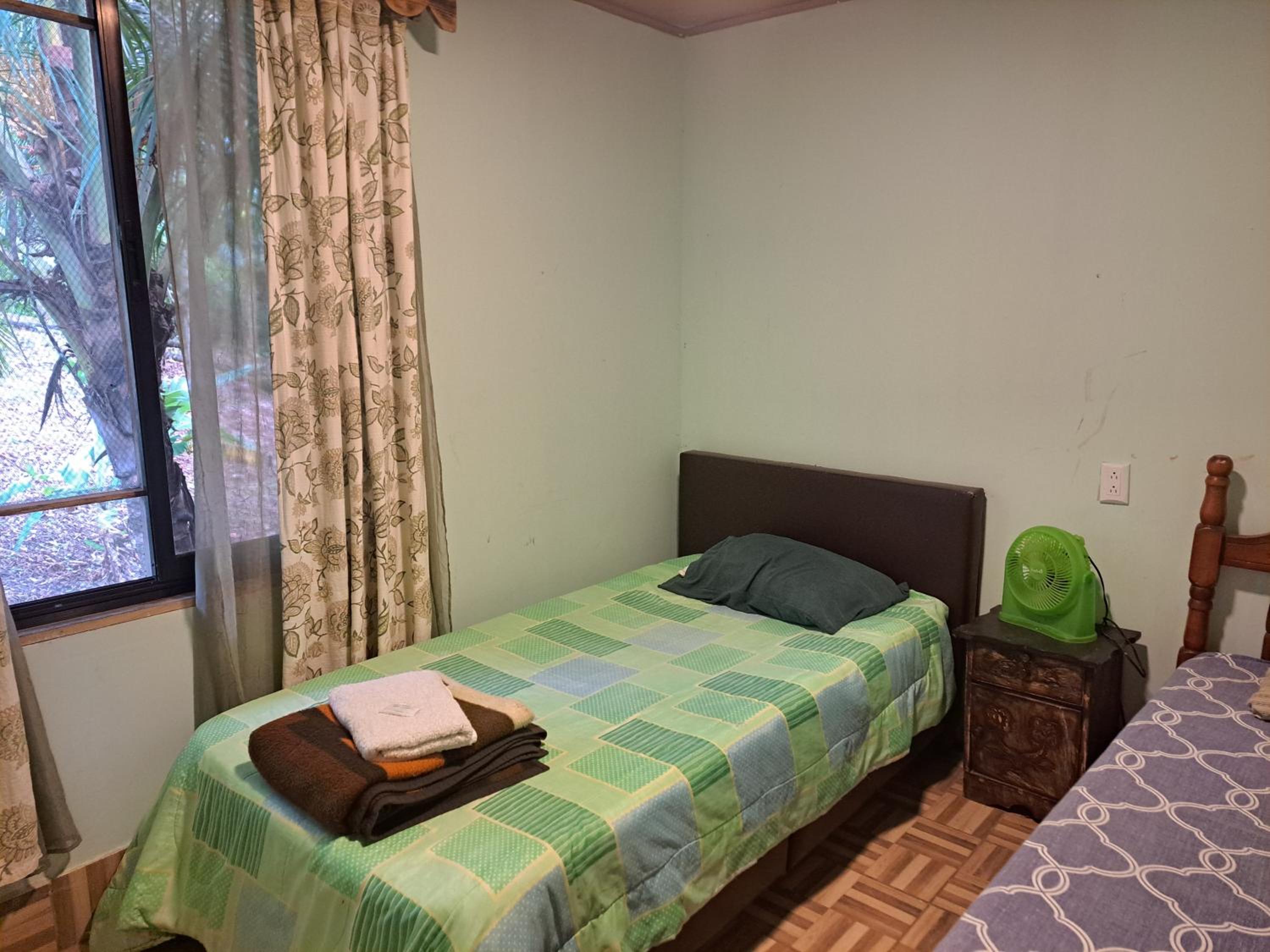 Two-Bedroom House - Photo 5