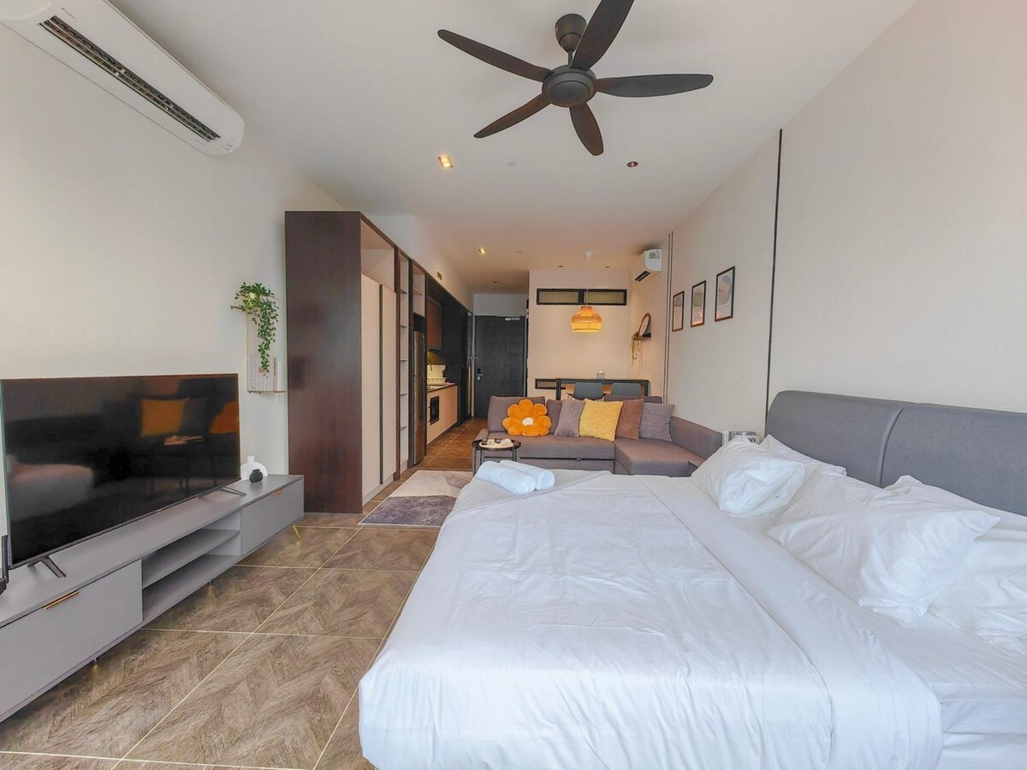 Studio Apartment