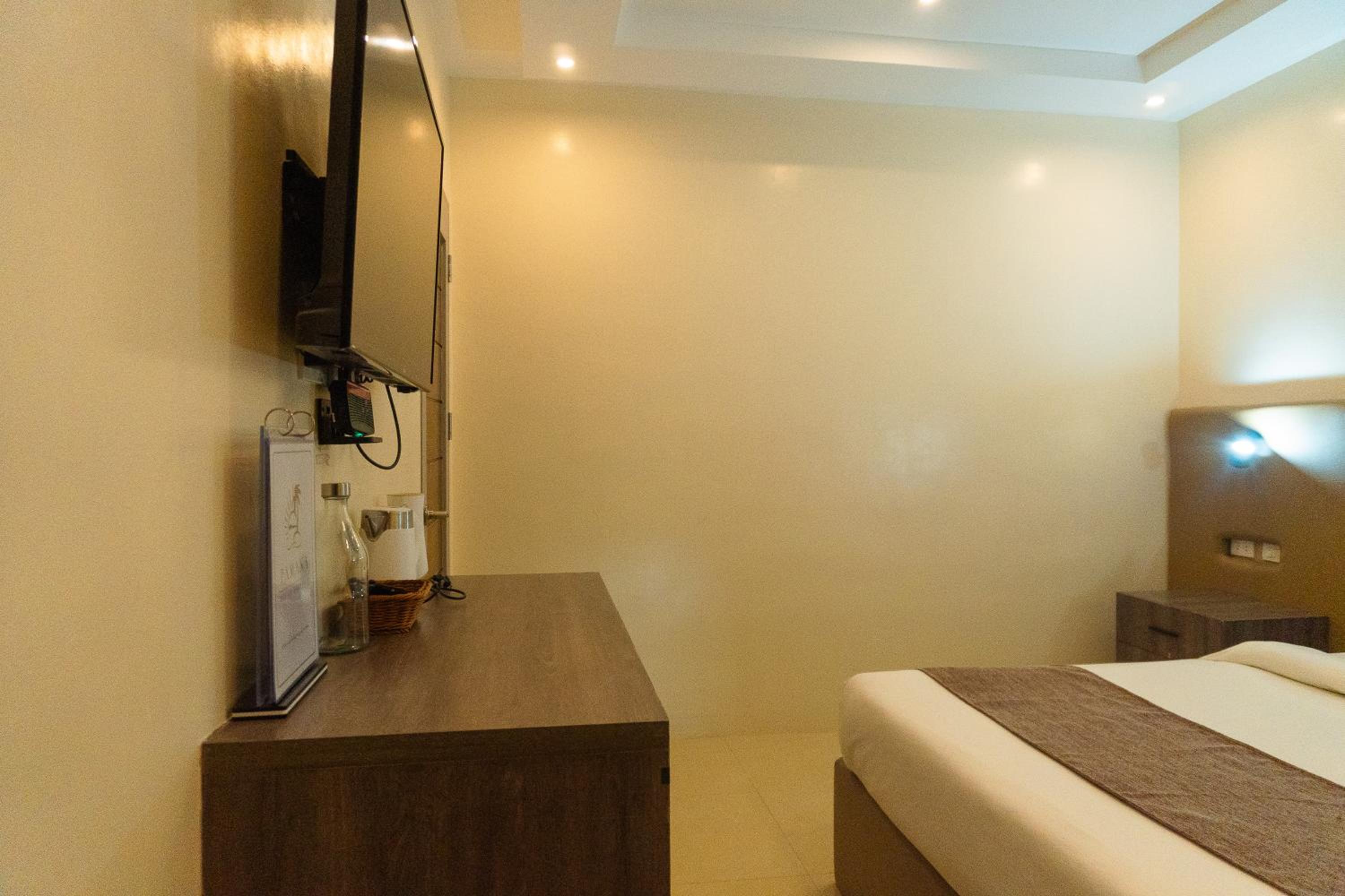 Deluxe Double Room - Photo 6