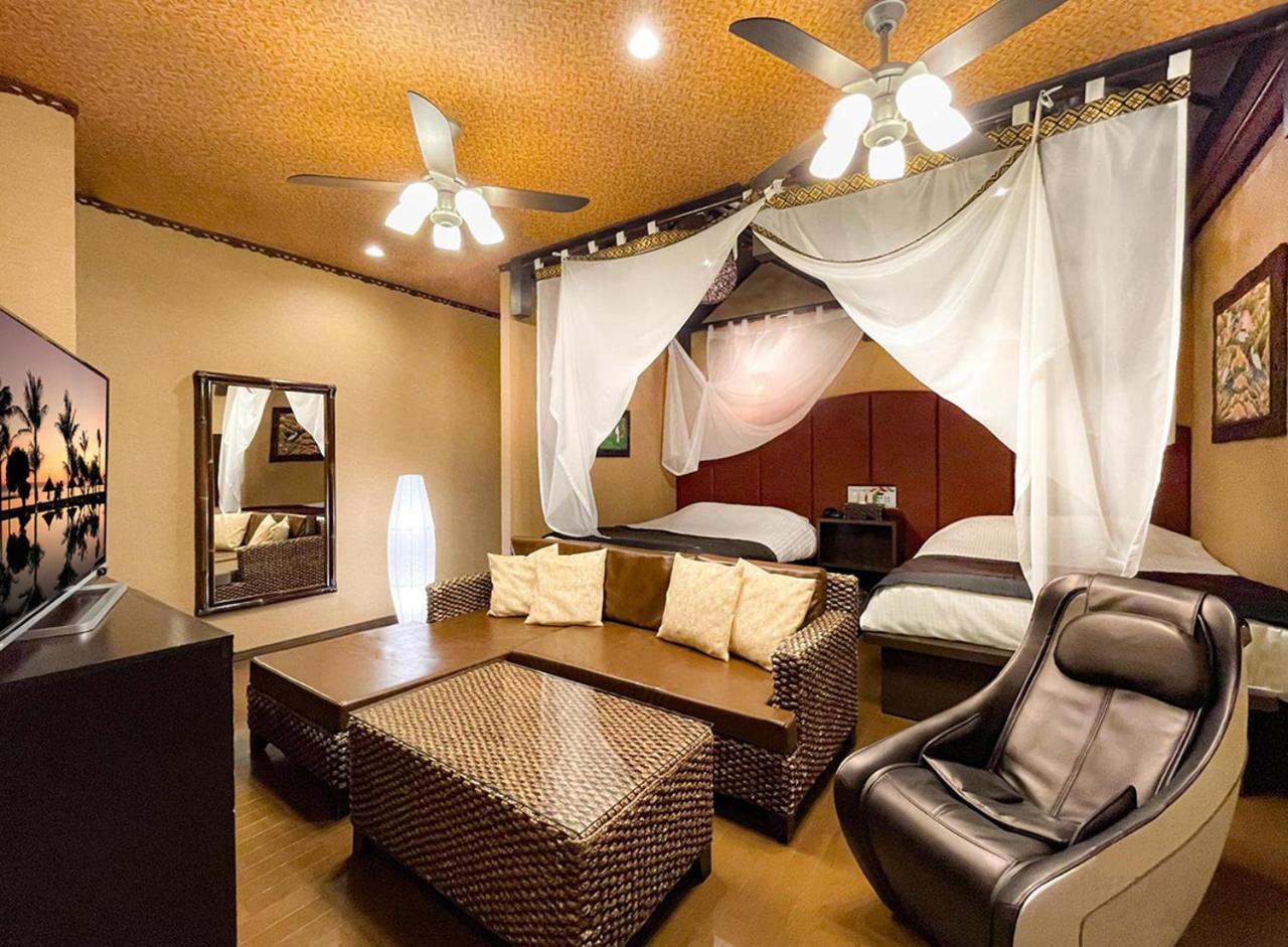 Large Twin Room