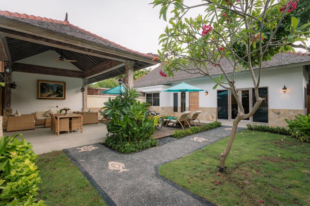 Two-Bedroom Villa - Photo 6