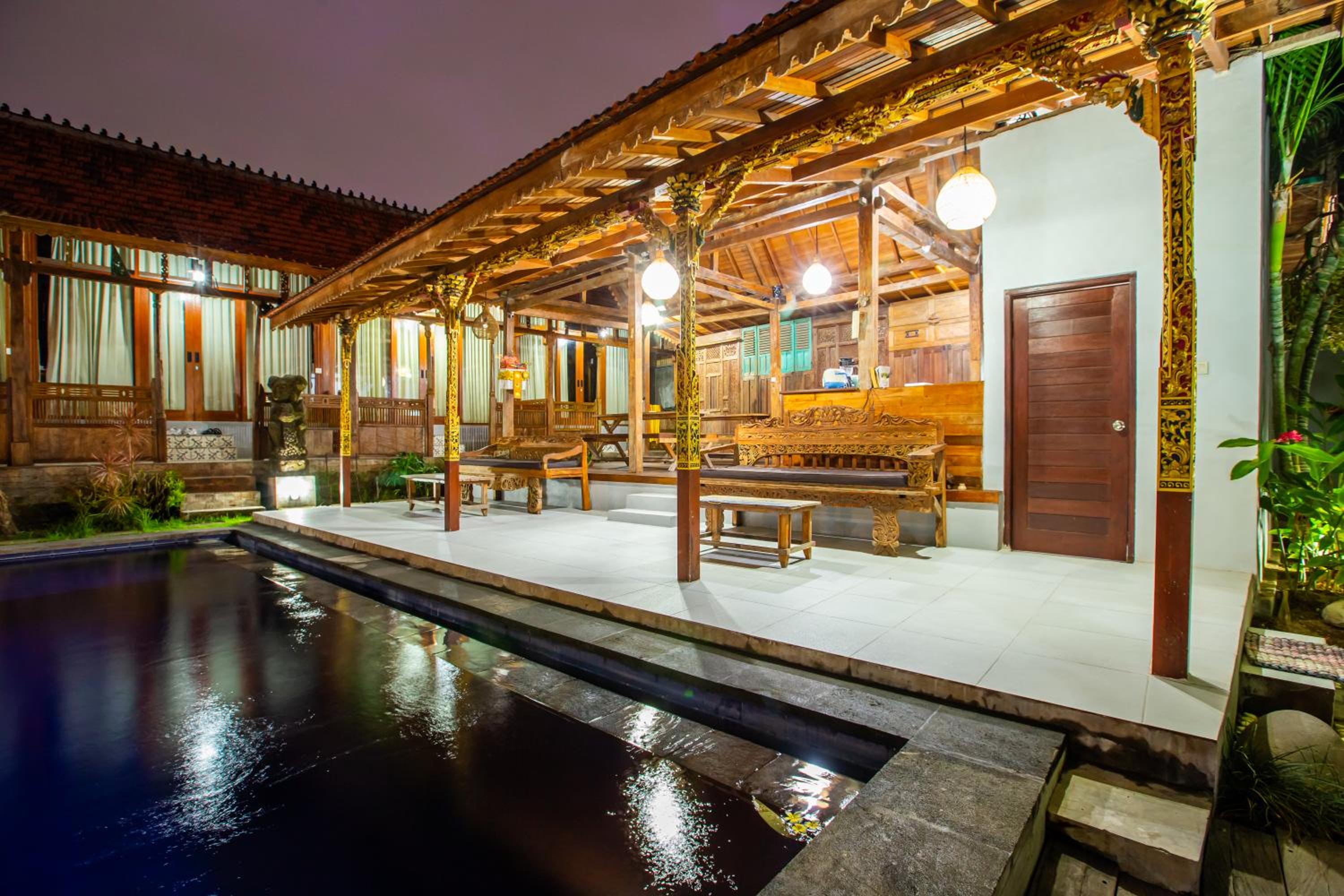 King Room with Pool View - Photo 9
