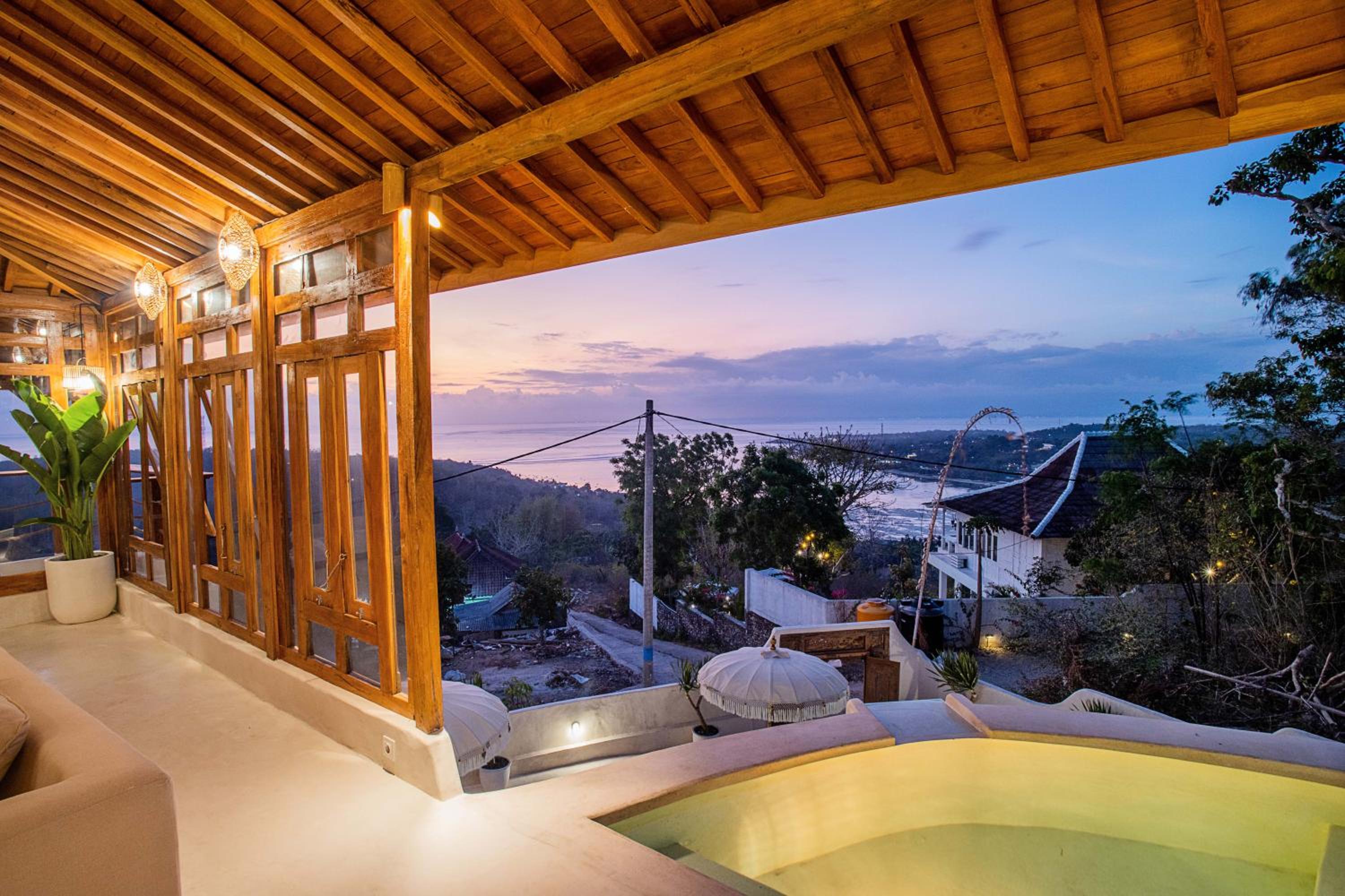 Three-Bedroom Villa photo 3