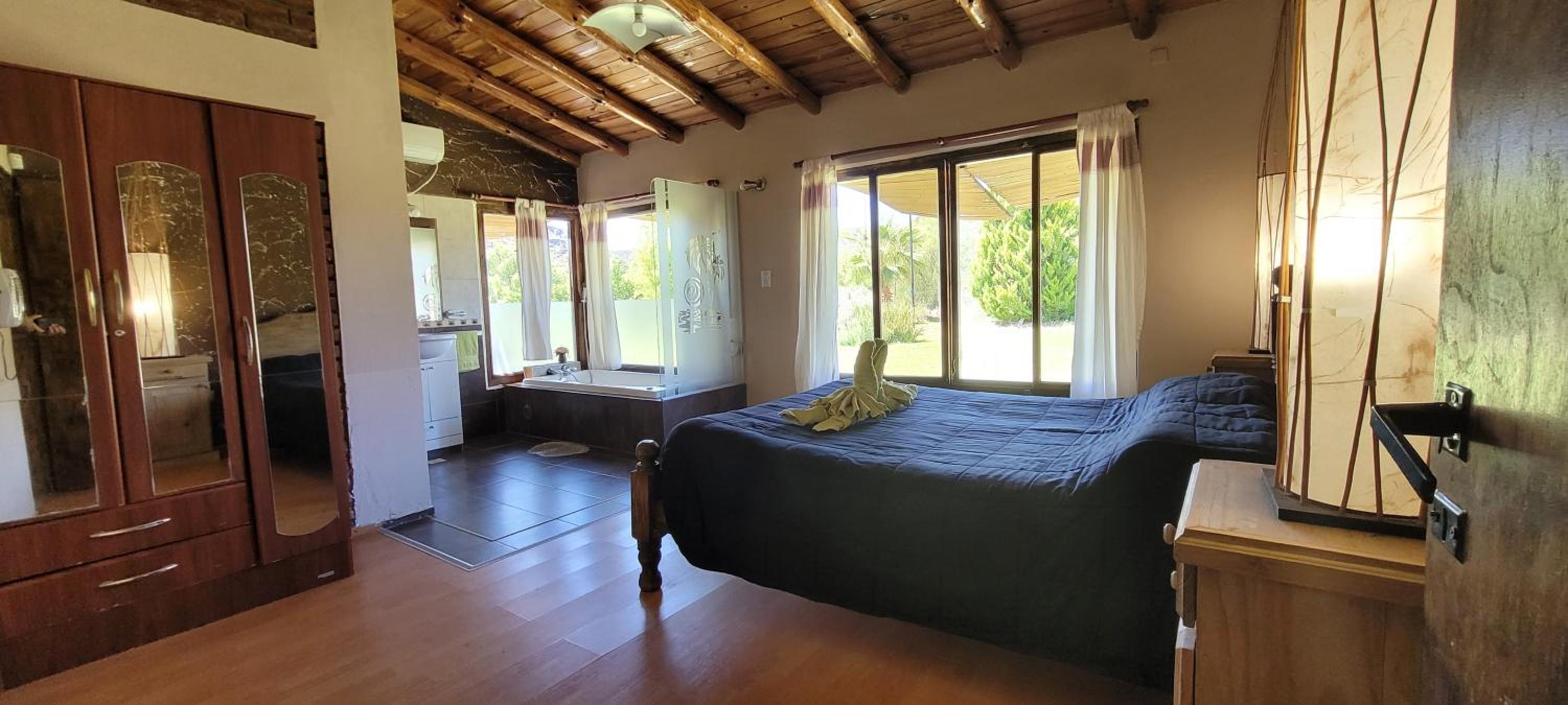 Two-Bedroom House photo 3
