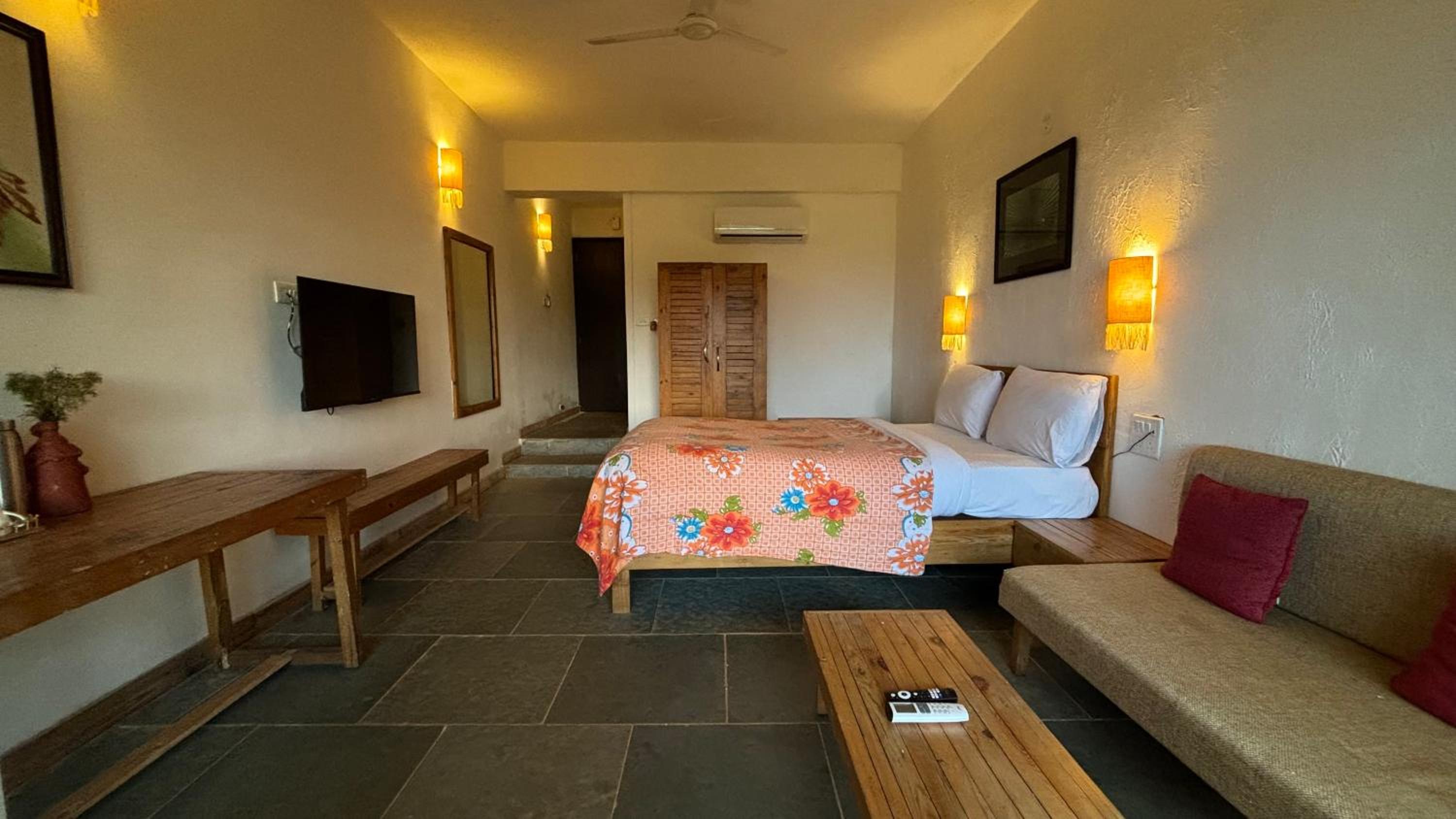 Suite with Lake View photo 1