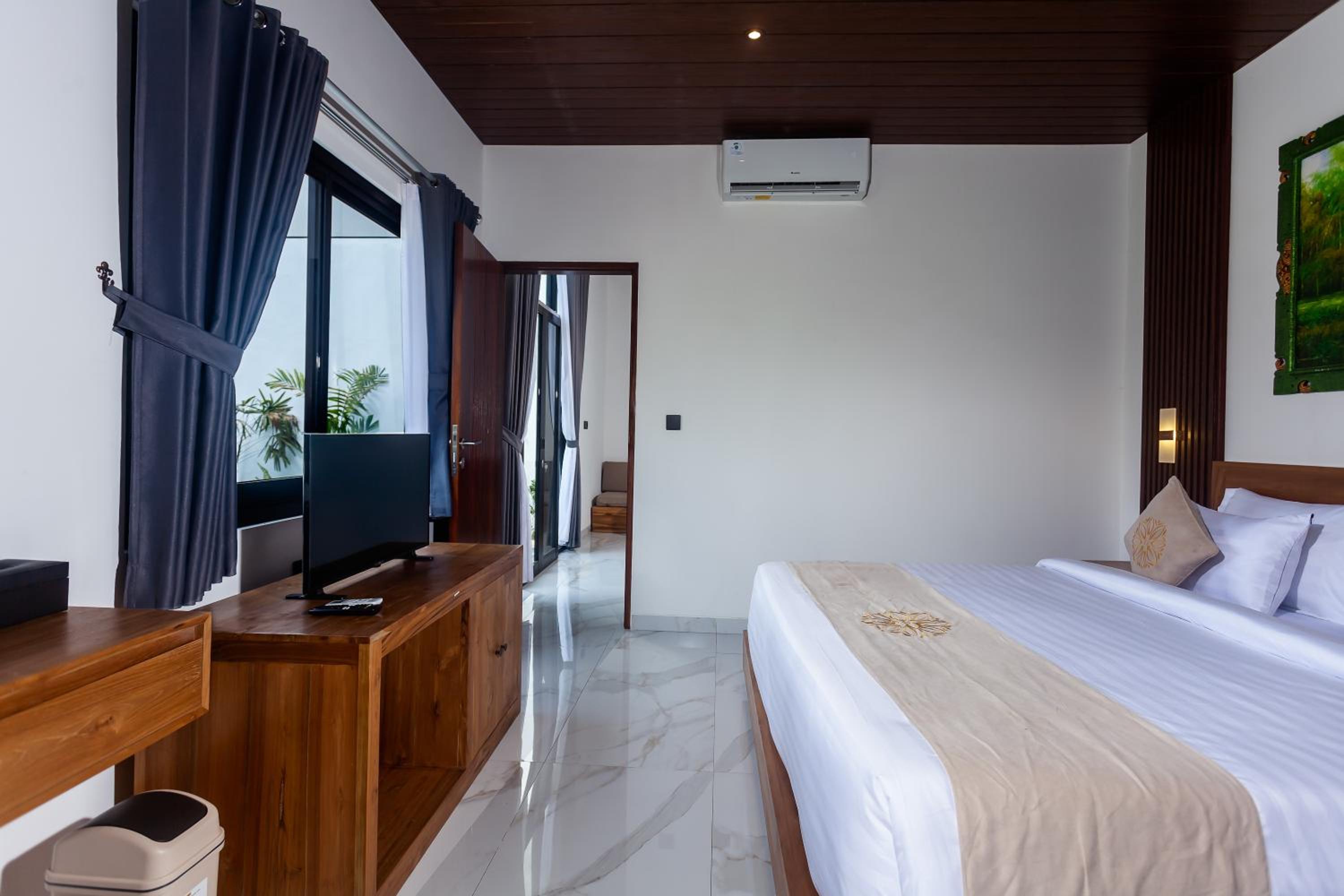 Two-Bedroom Villa - Photo 20