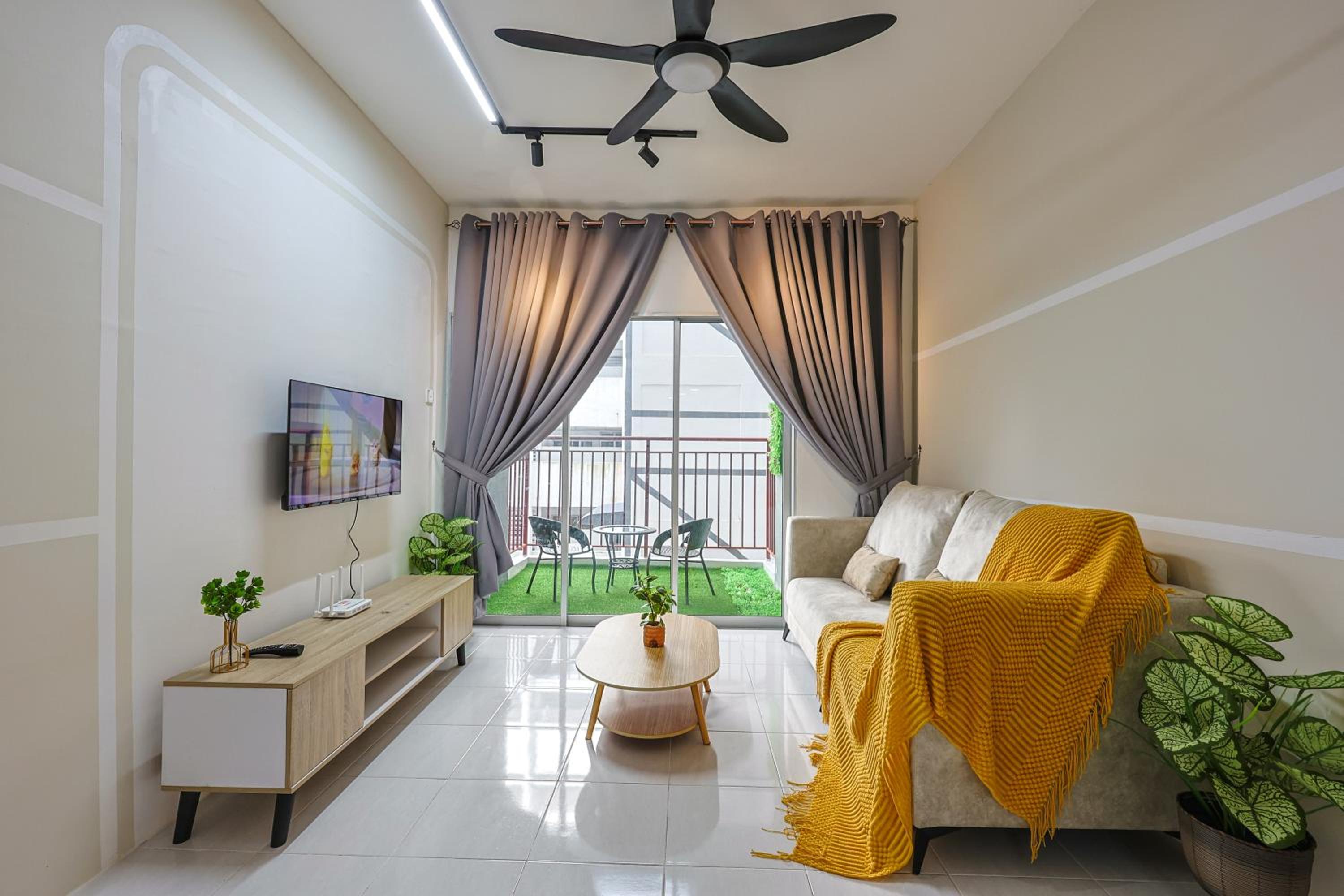 Three-Bedroom Apartment - High Floor