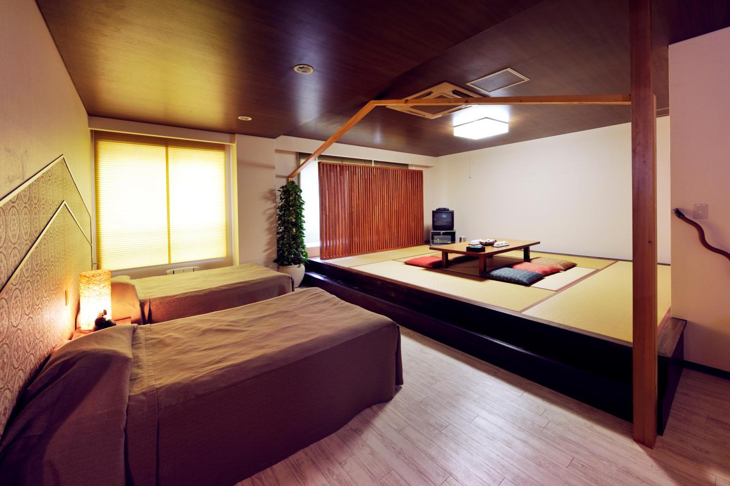 Japanese Style Twin Room -  Smoking - Photo 3