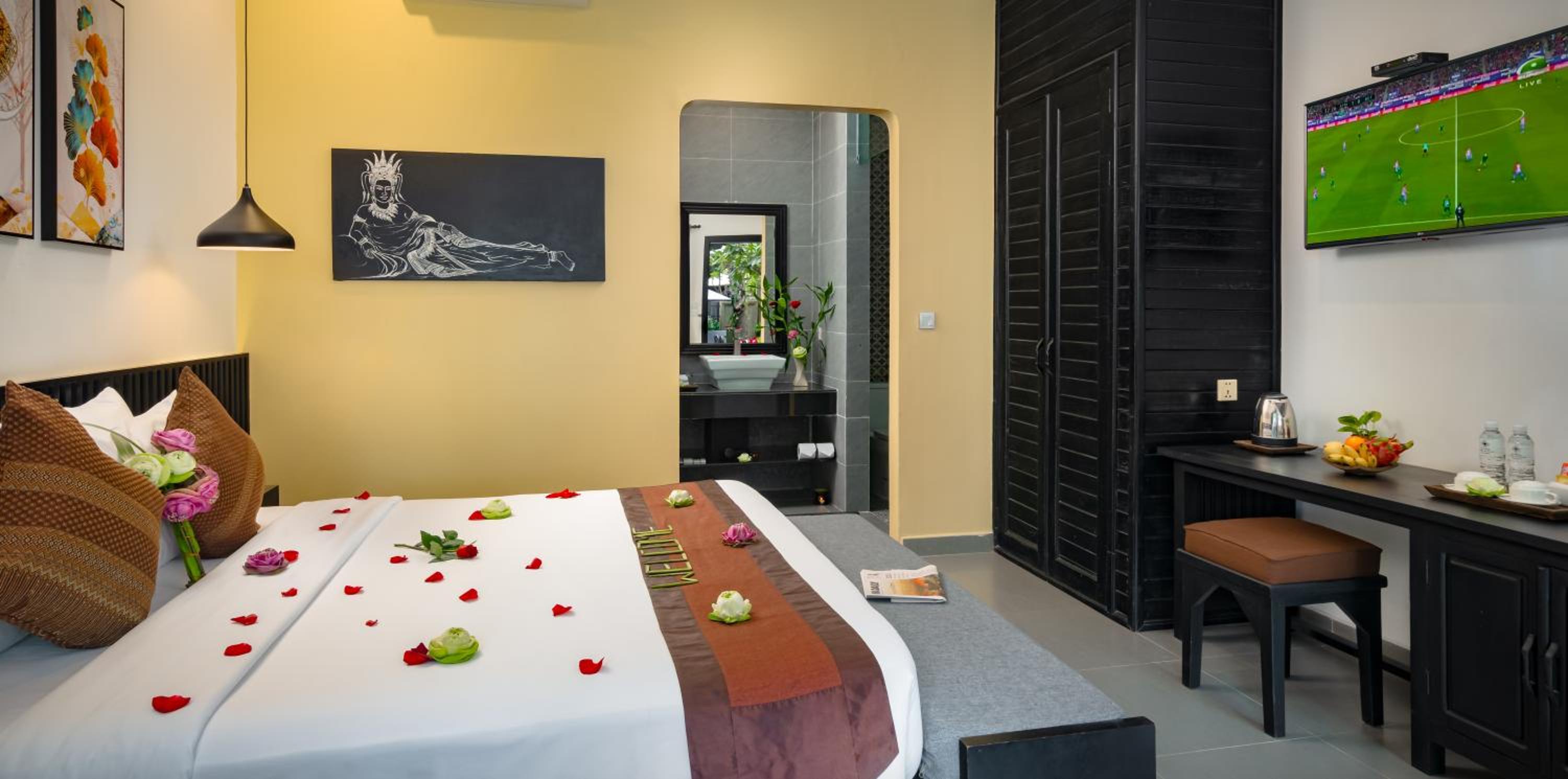 Deluxe Double Room with Pool View photo 2