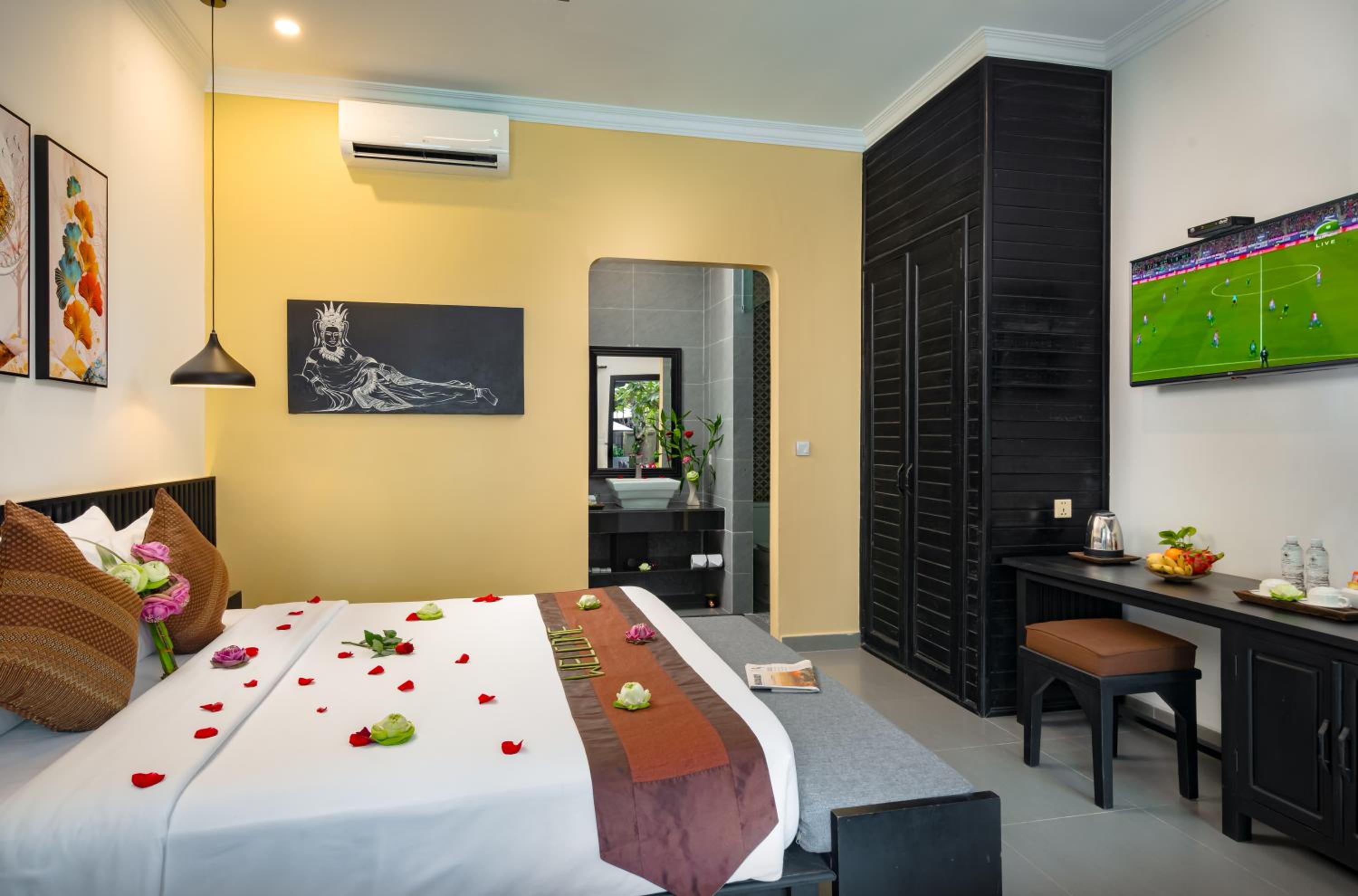 Deluxe Double Room with Pool View photo 1