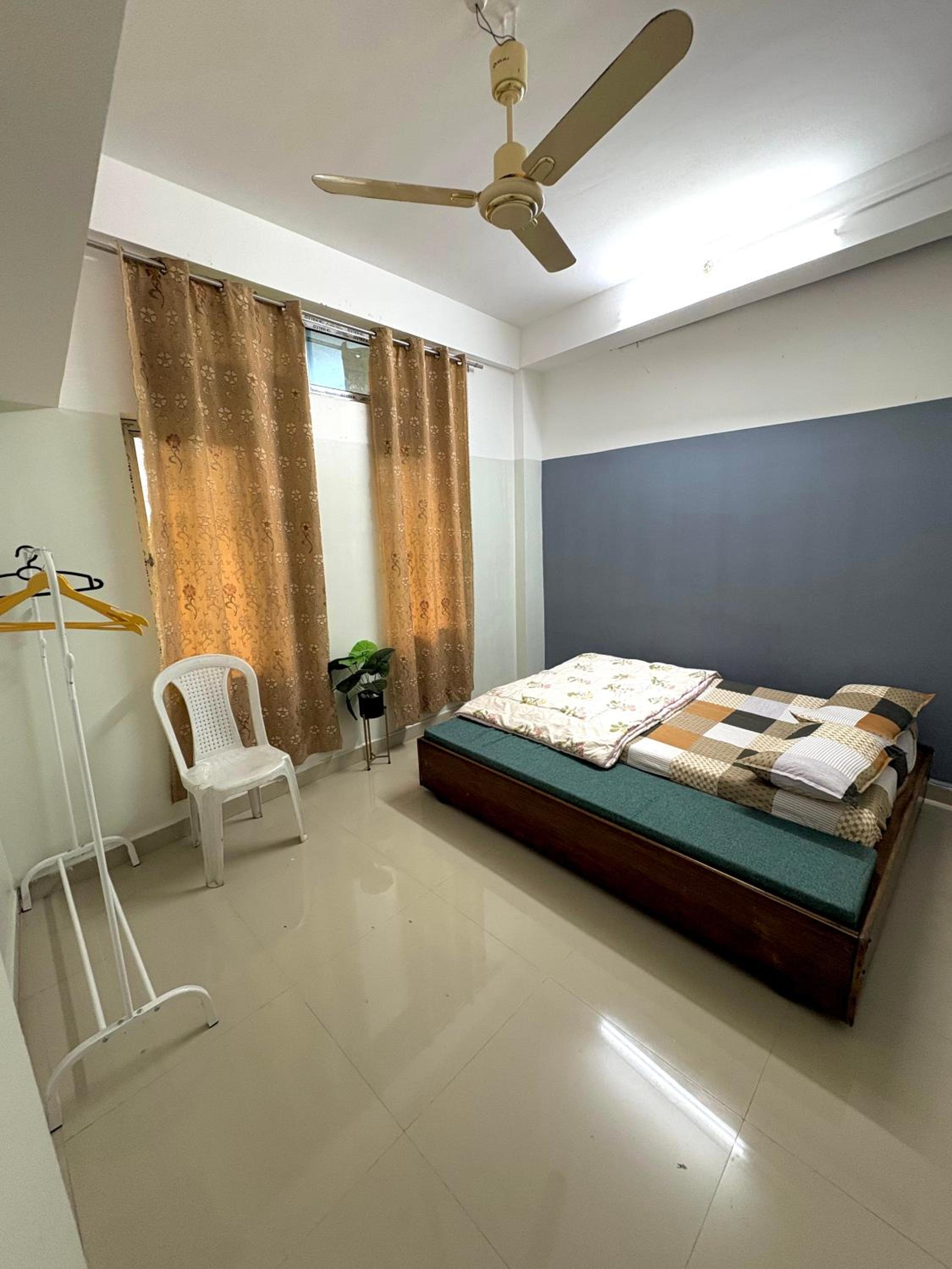 One-Bedroom Apartment photo 3