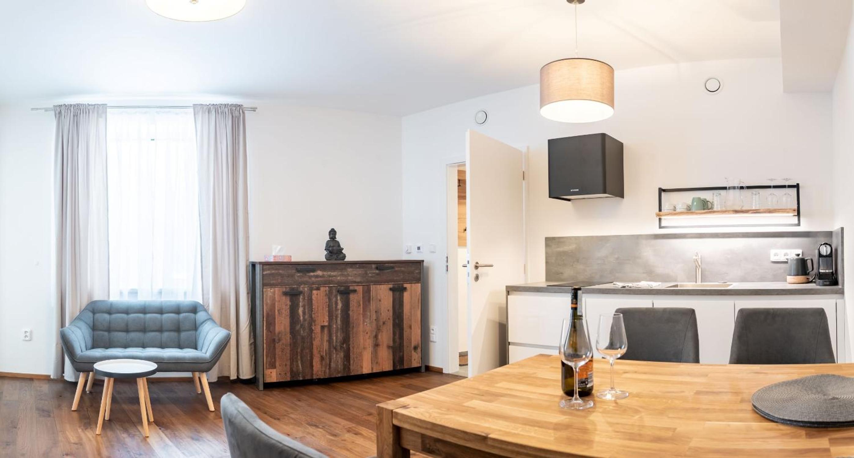 One-Bedroom Apartment With Balcony photo 3