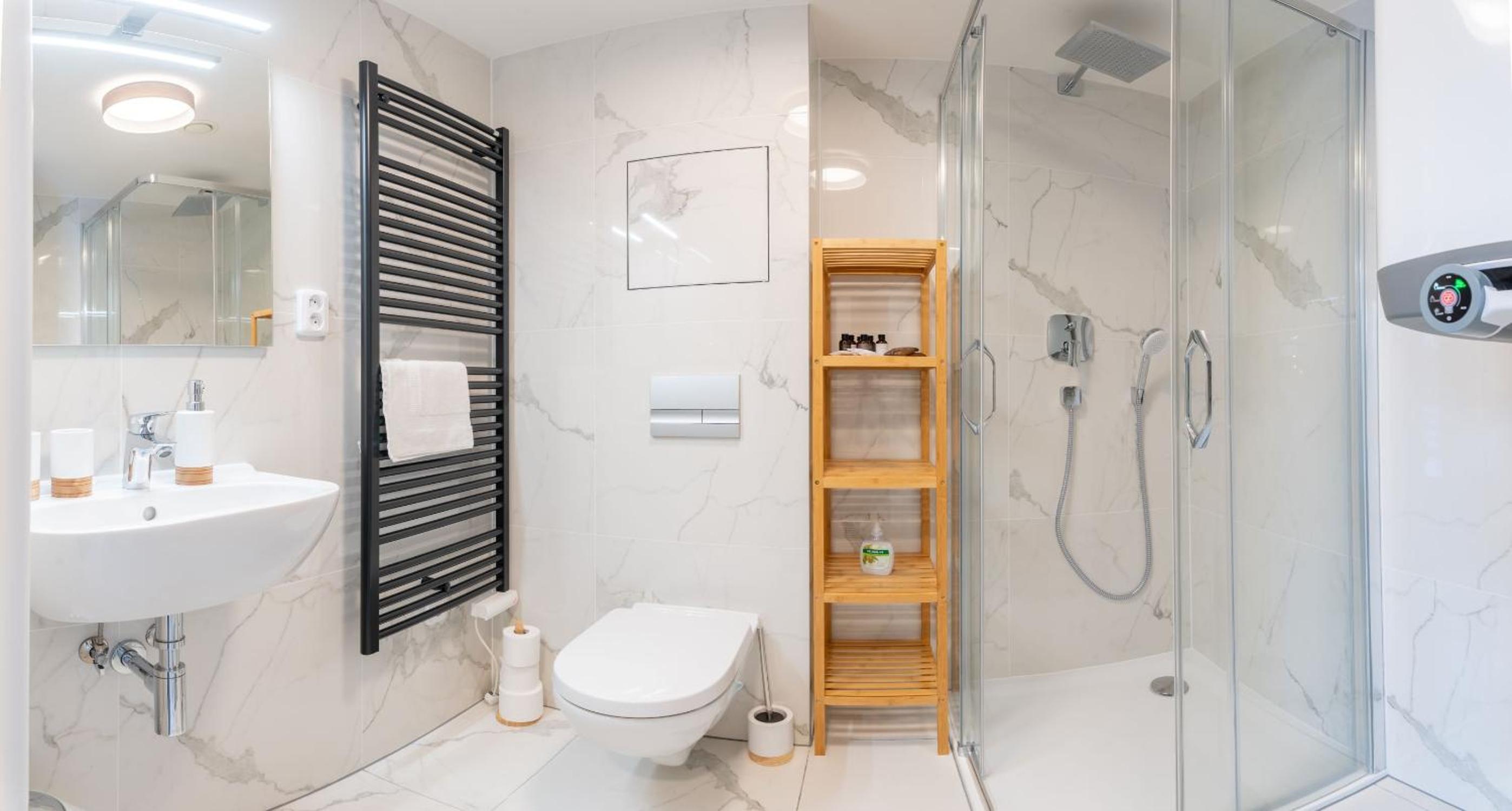 One-Bedroom Apartment With Balcony photo 2