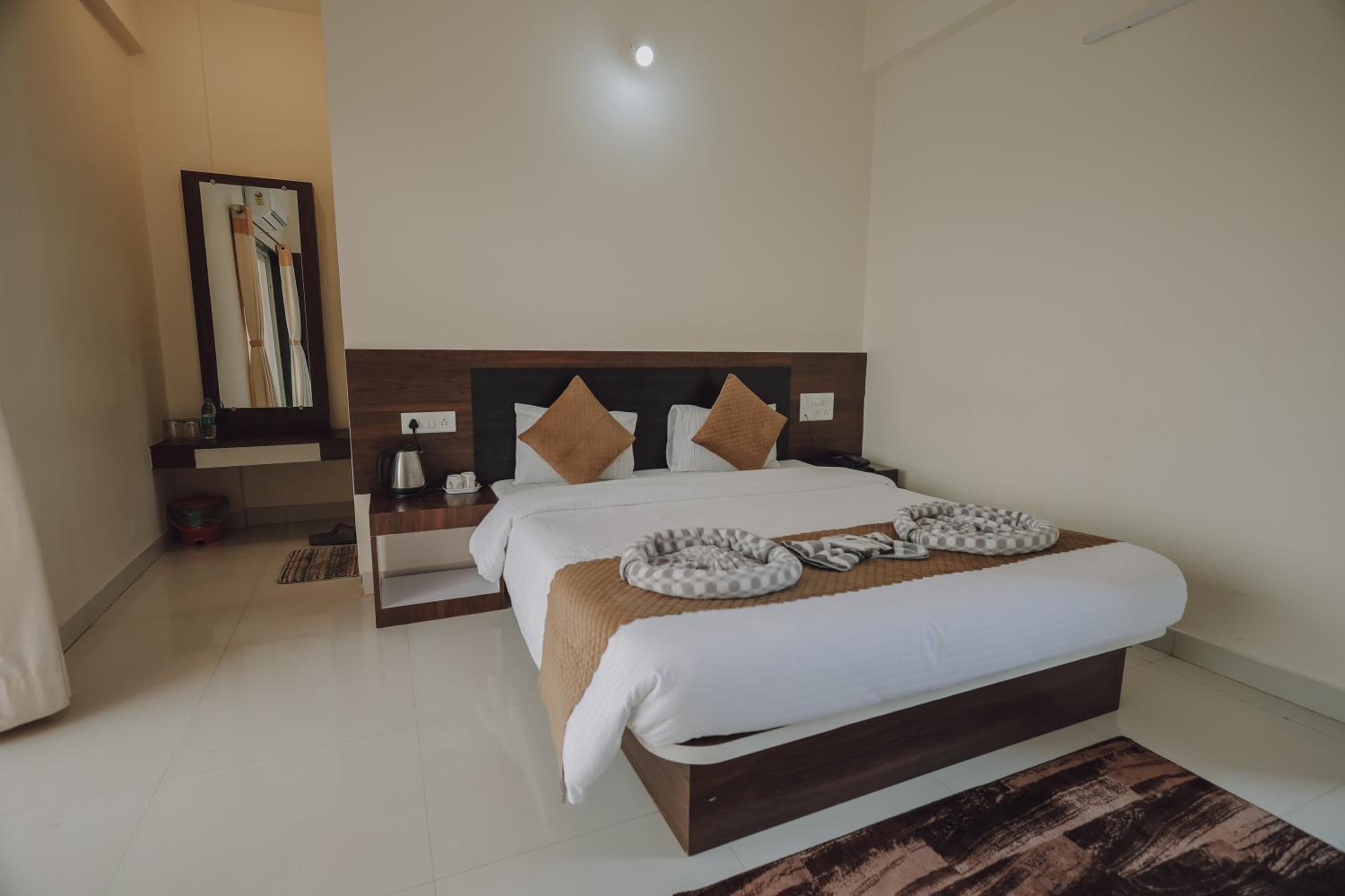 Super Deluxe Room with Balcony photo 2
