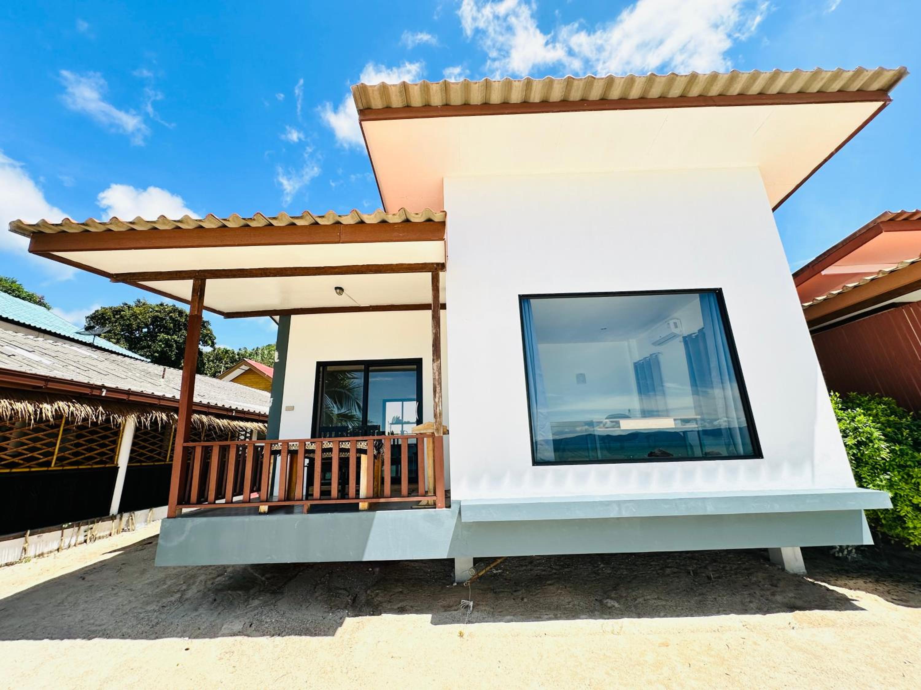 Villa - Beach Front photo 2