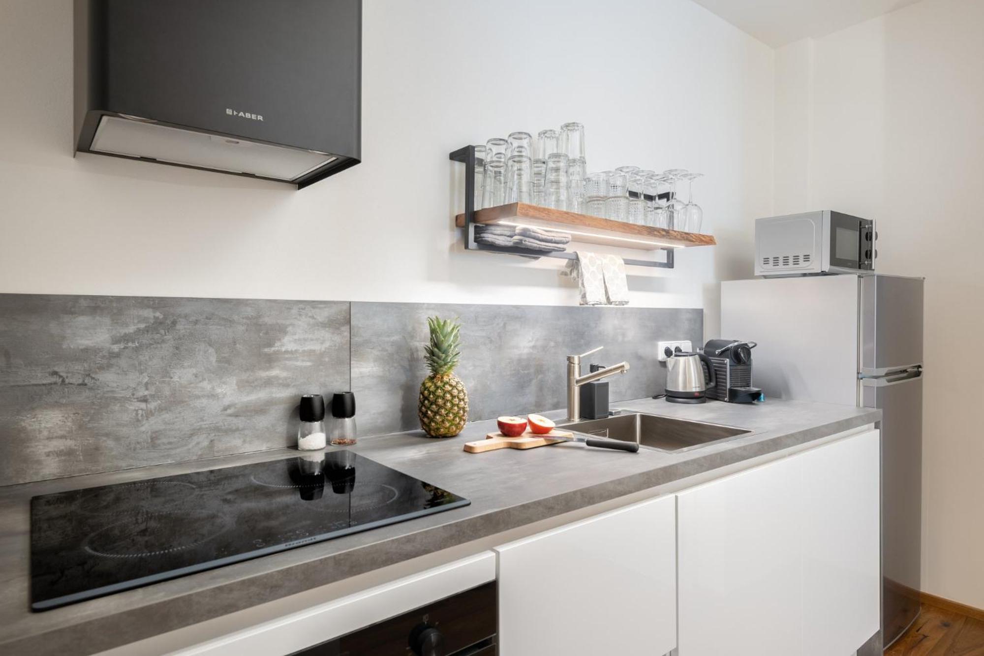 Three-Bedroom Apartment photo 3