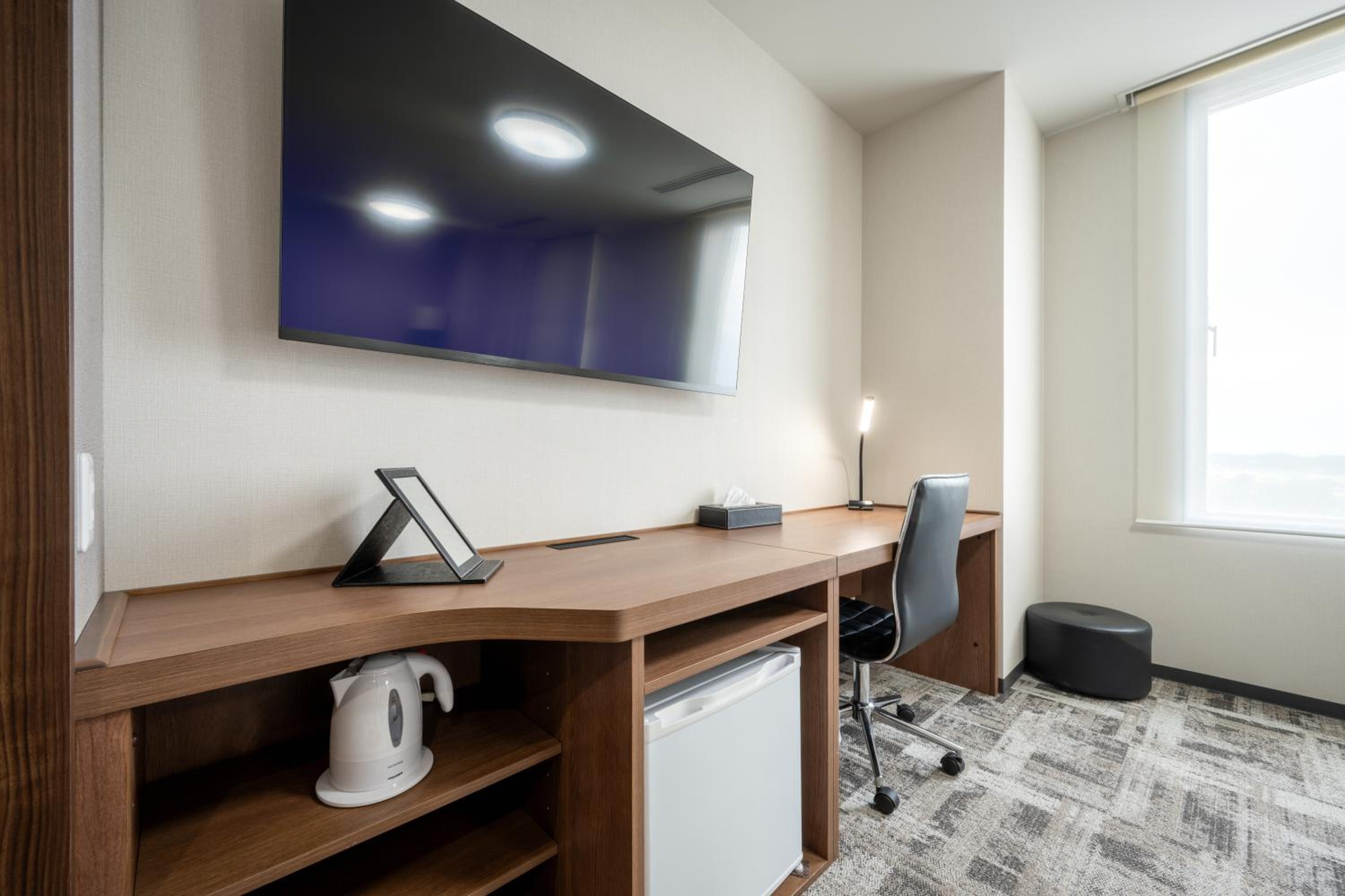 Standard Twin Room - Photo 4