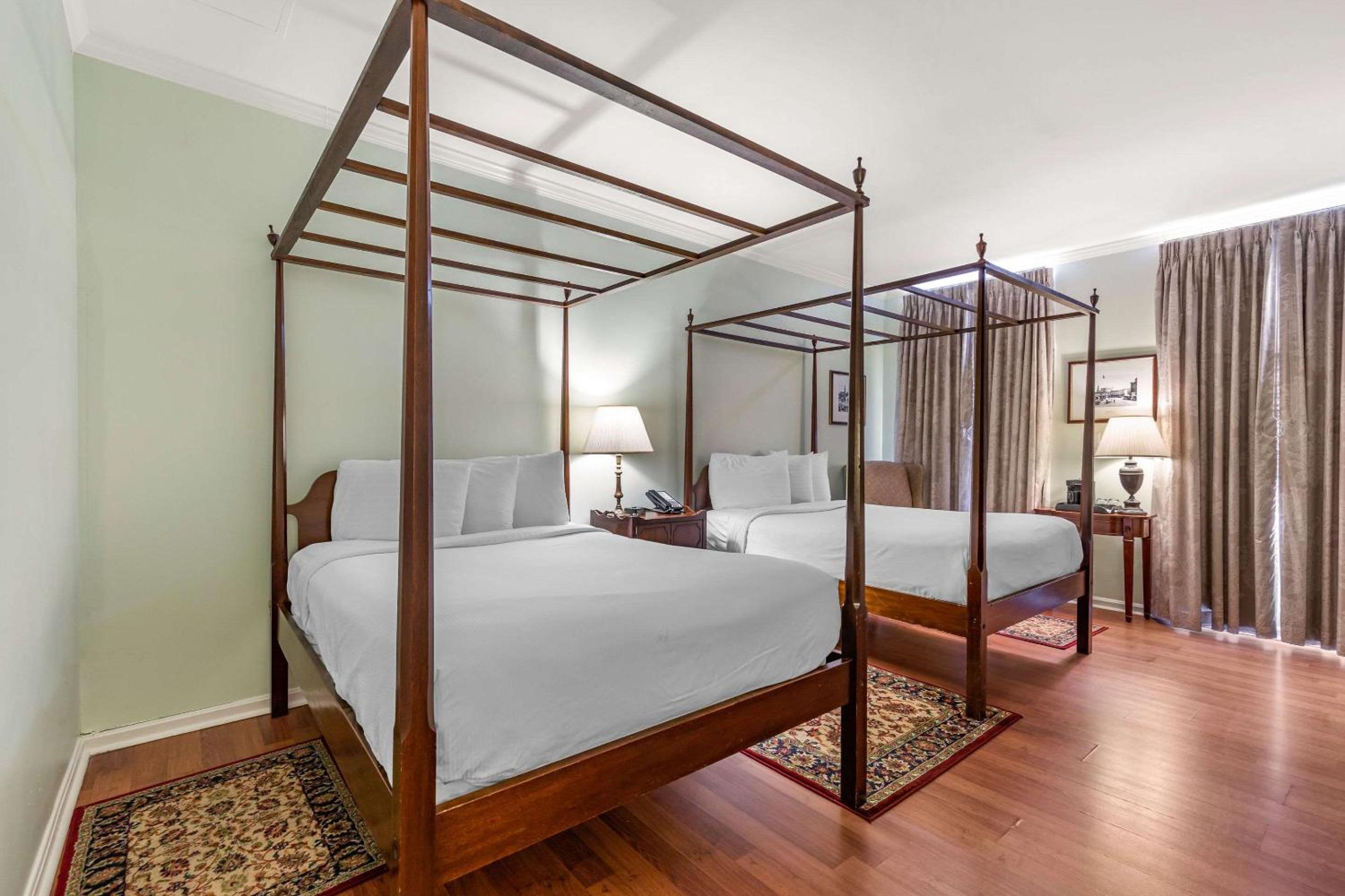 Double Room With Two Double Beds - Non-Smoking