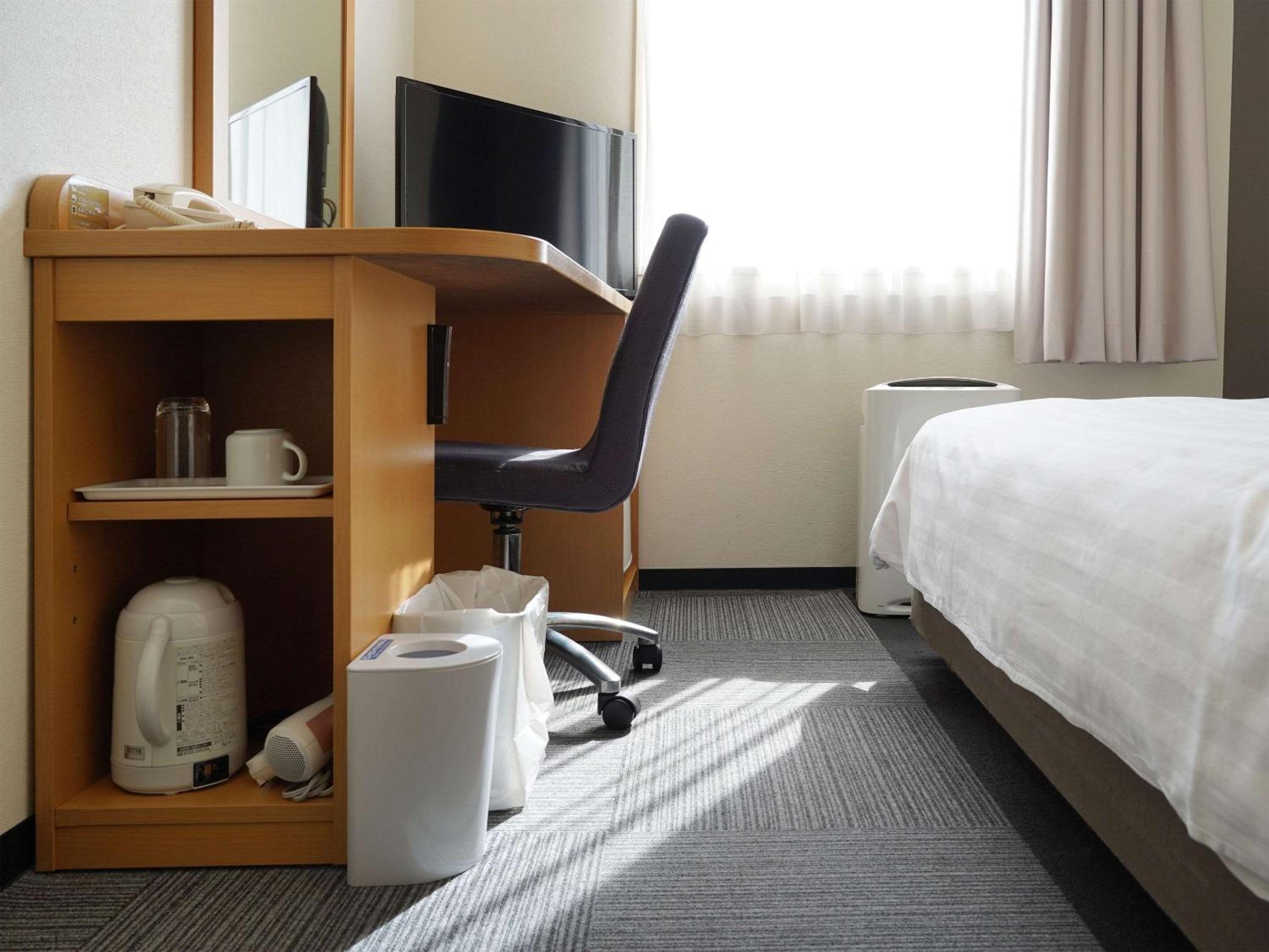 Single Room - Non-Smoking - Photo 2