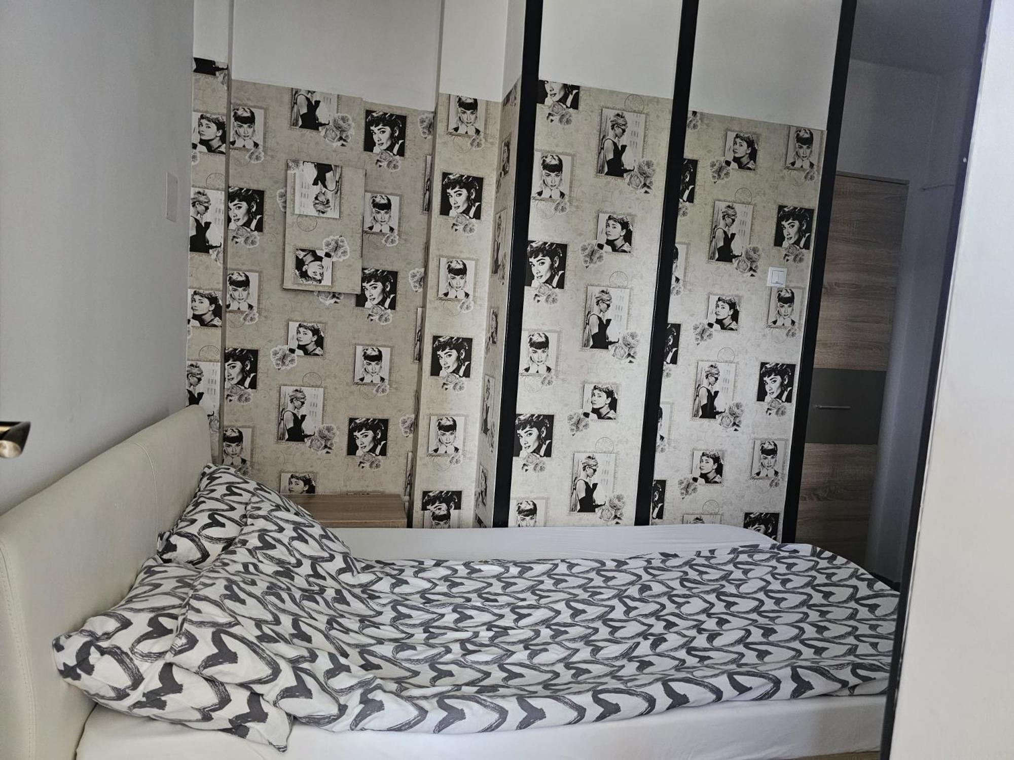 Two-Bedroom Apartment - Photo 2