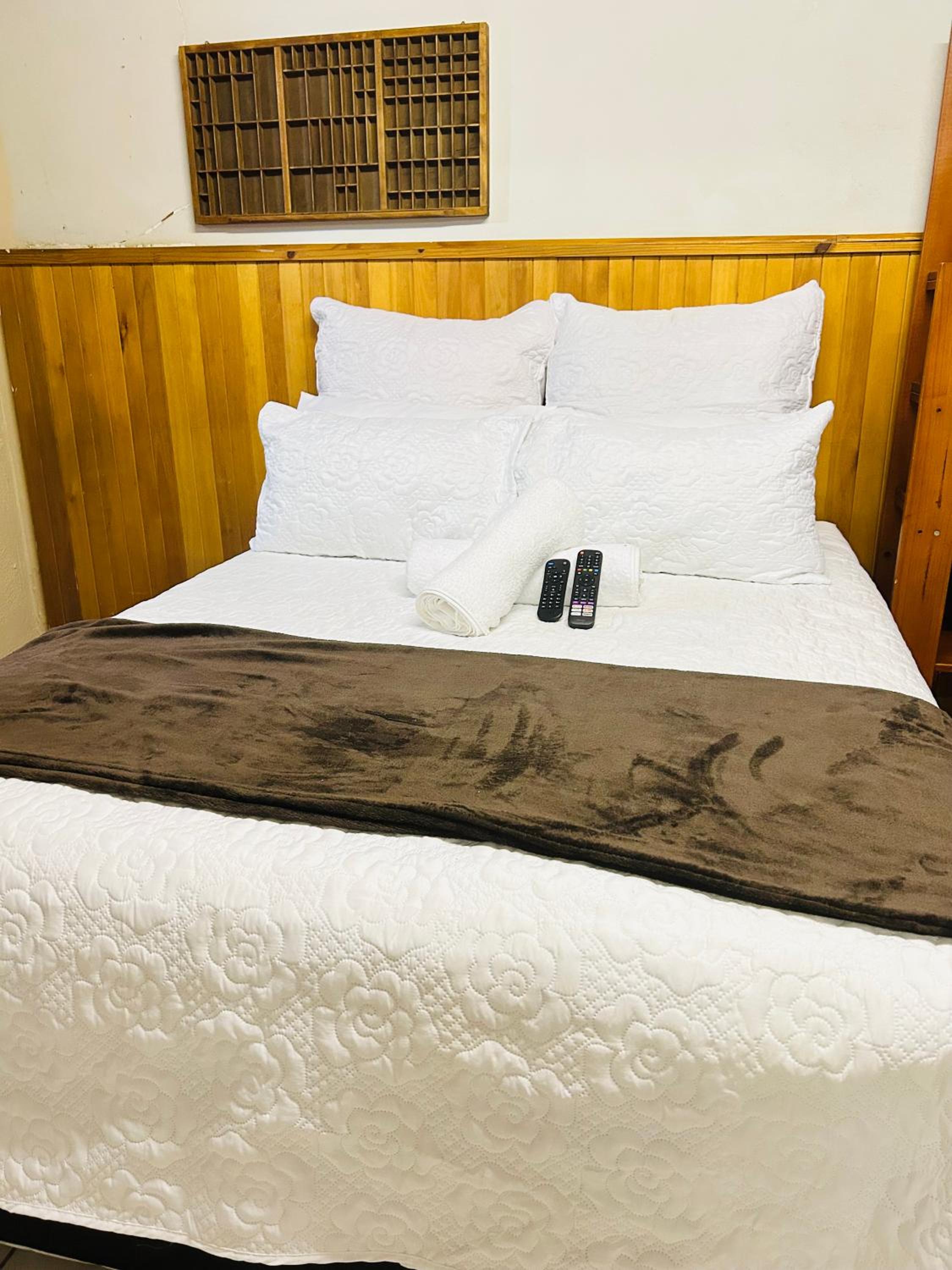 Deluxe Twin Room photo 2