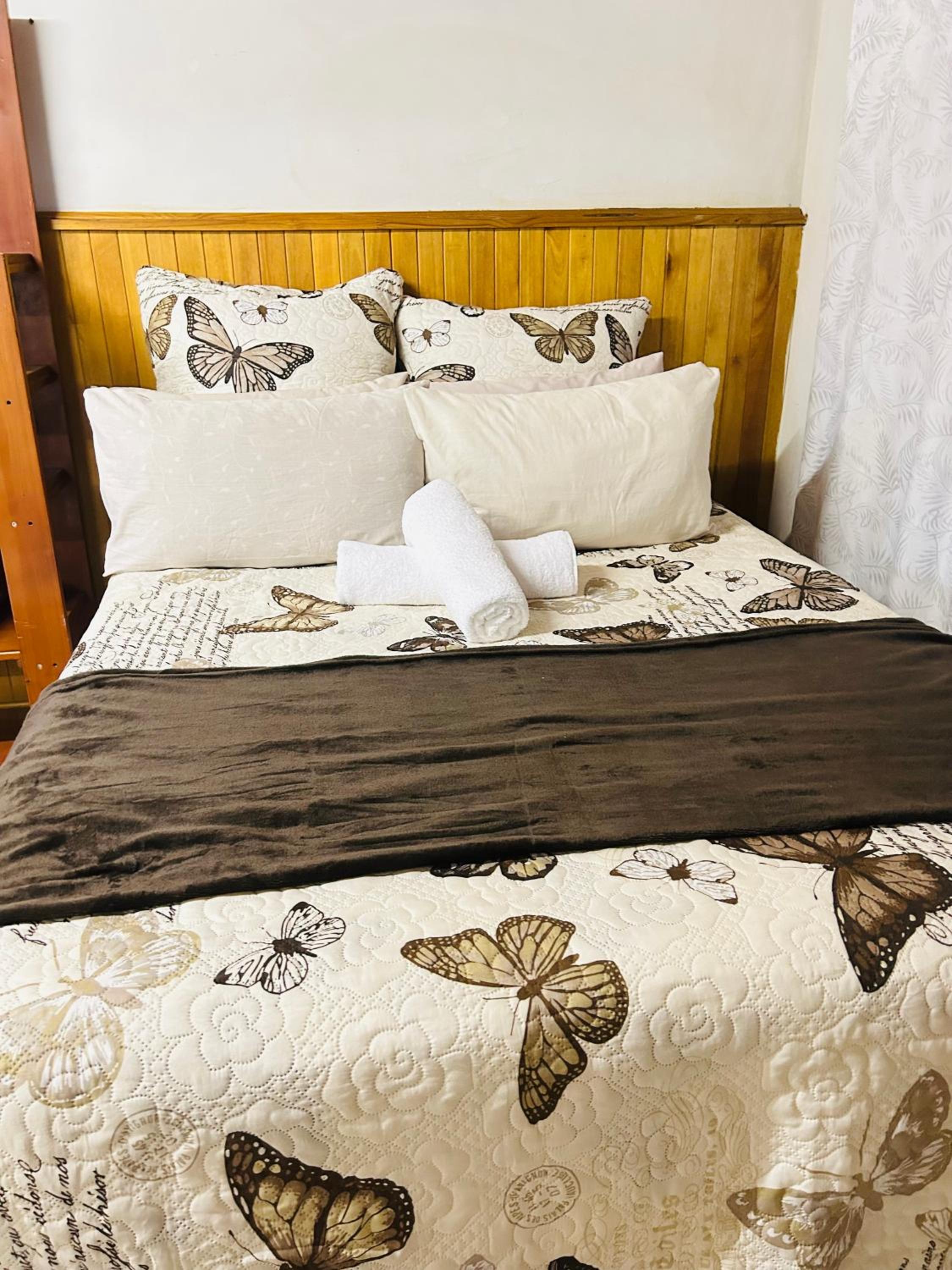 Deluxe Twin Room photo 3