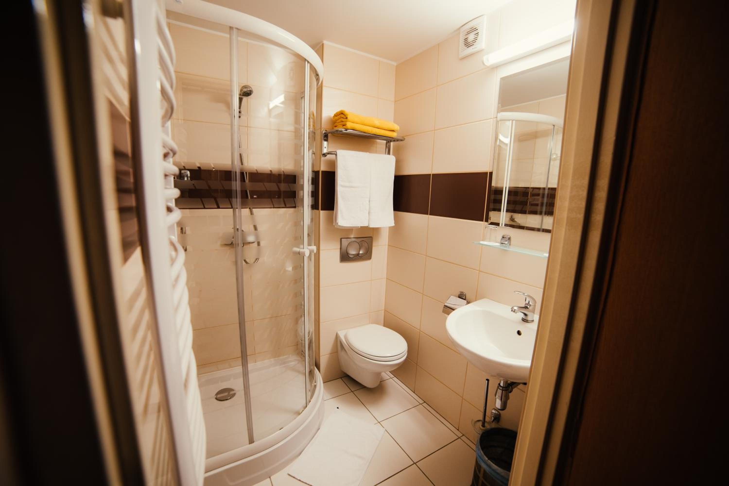 Triple Room - Photo 7