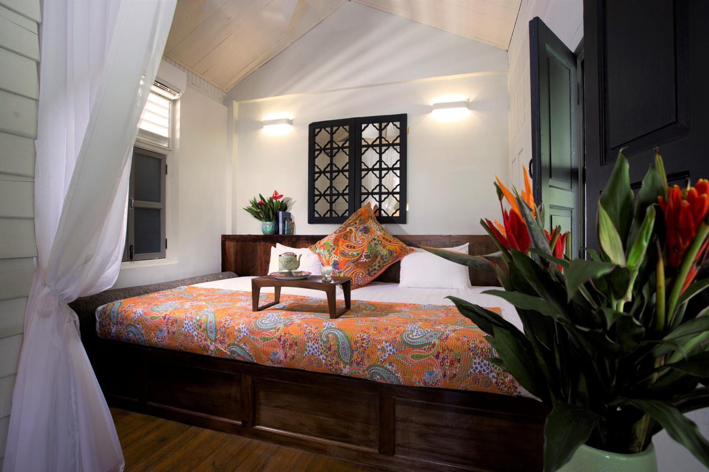 Mews Standard Room thumbnail 5