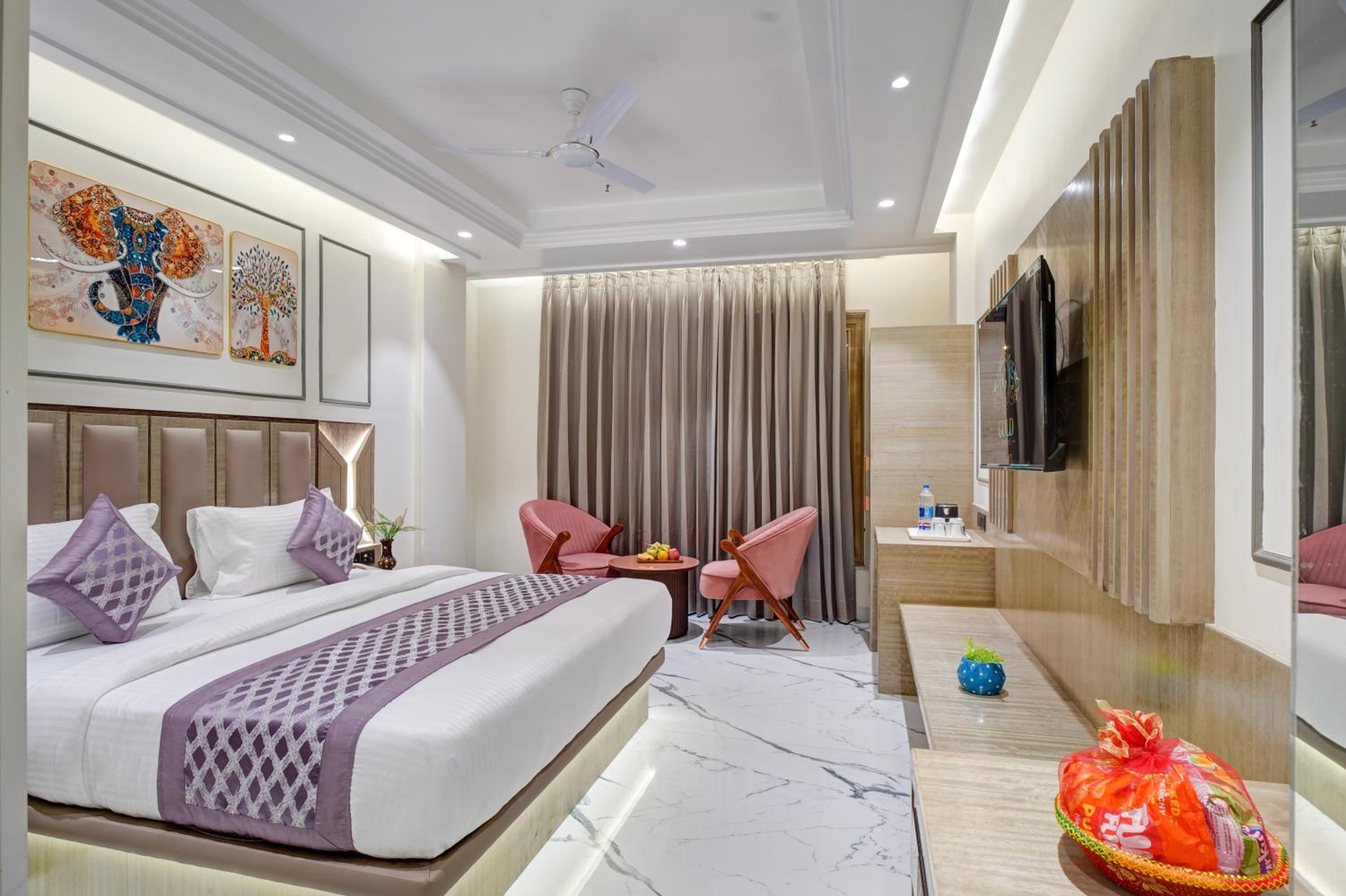 Executive Suite With Window photo 3