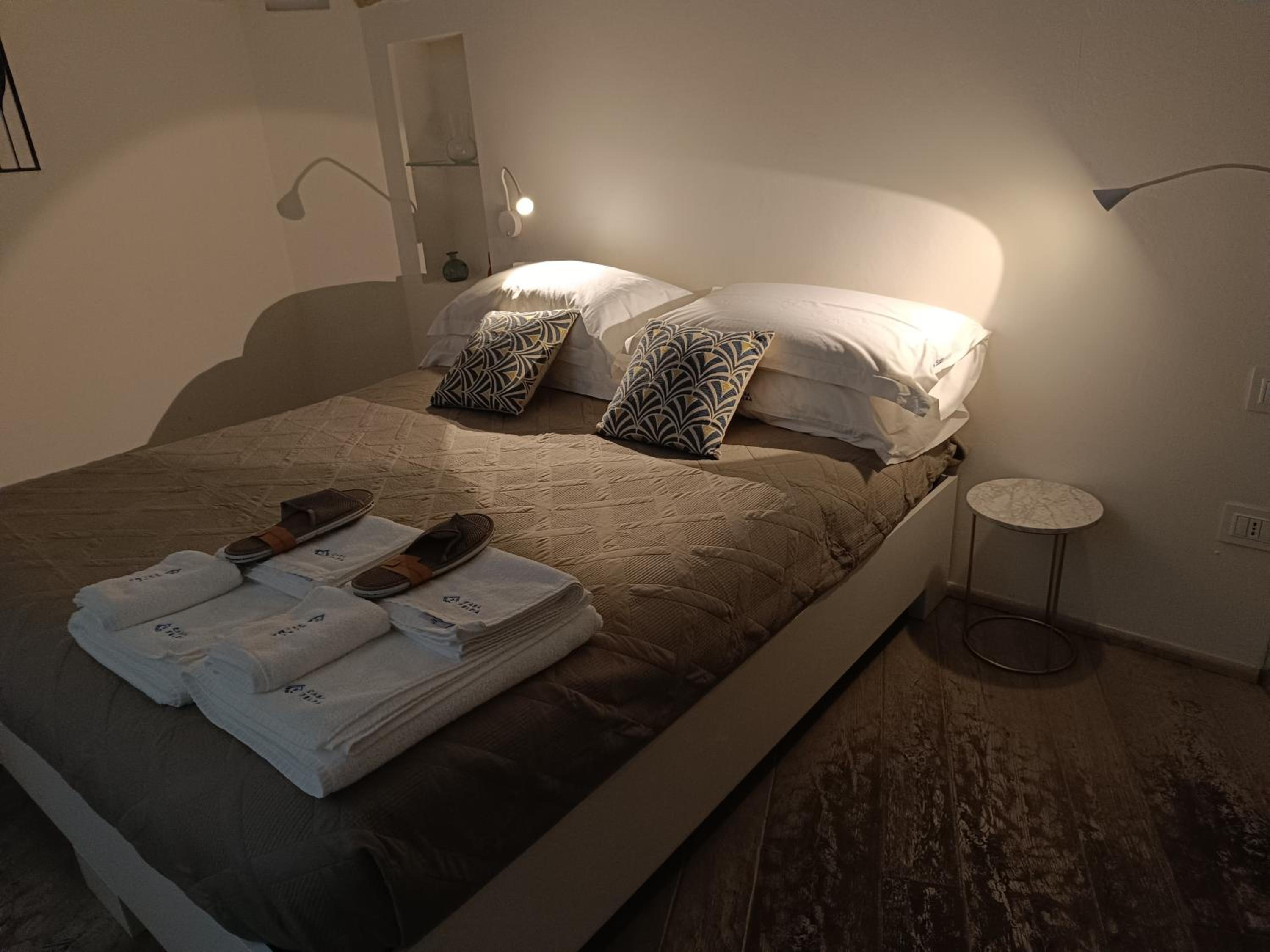 Queen Room photo 1