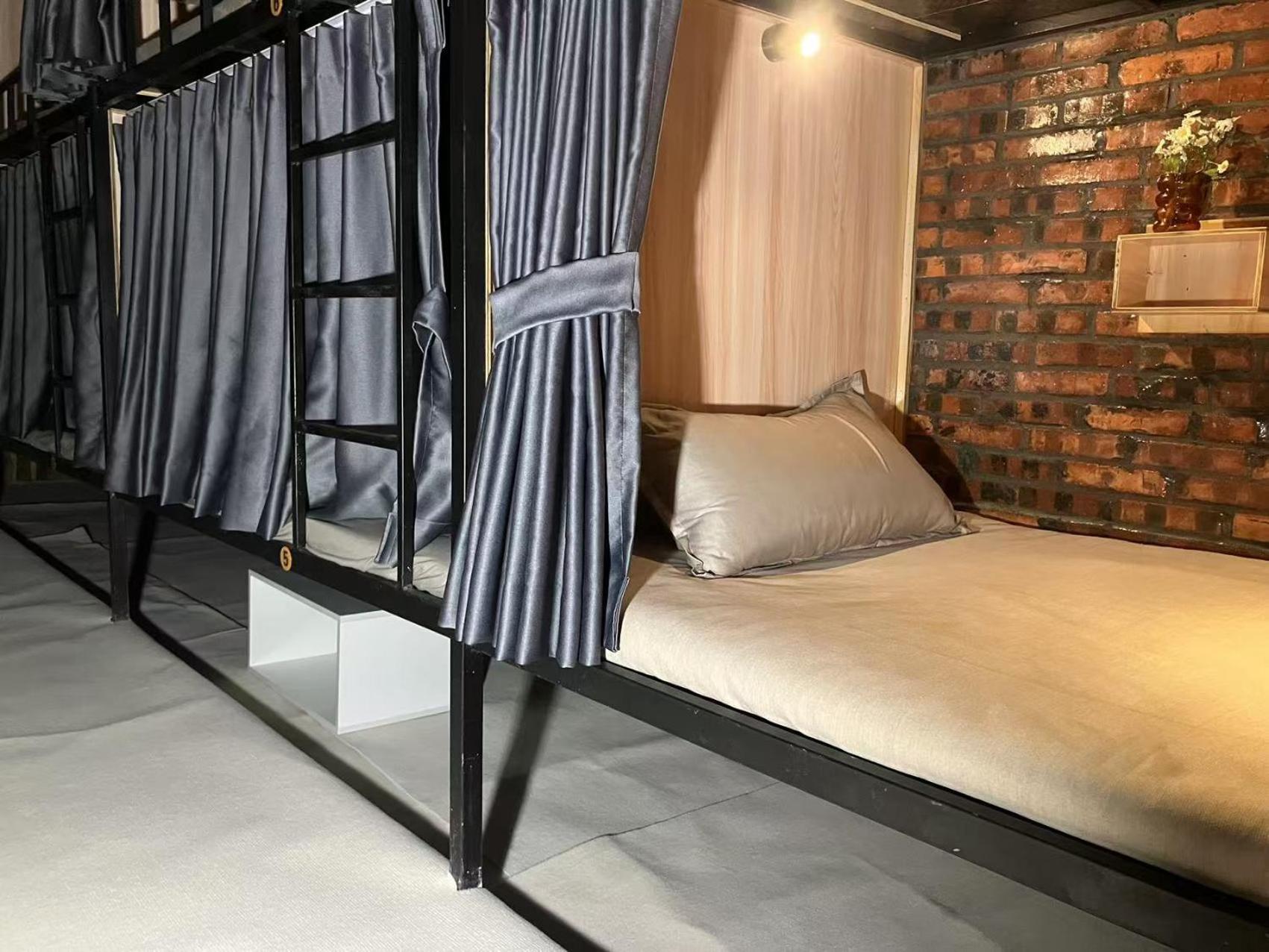 Bunk Bed in Mixed Dormitory Room photo 2