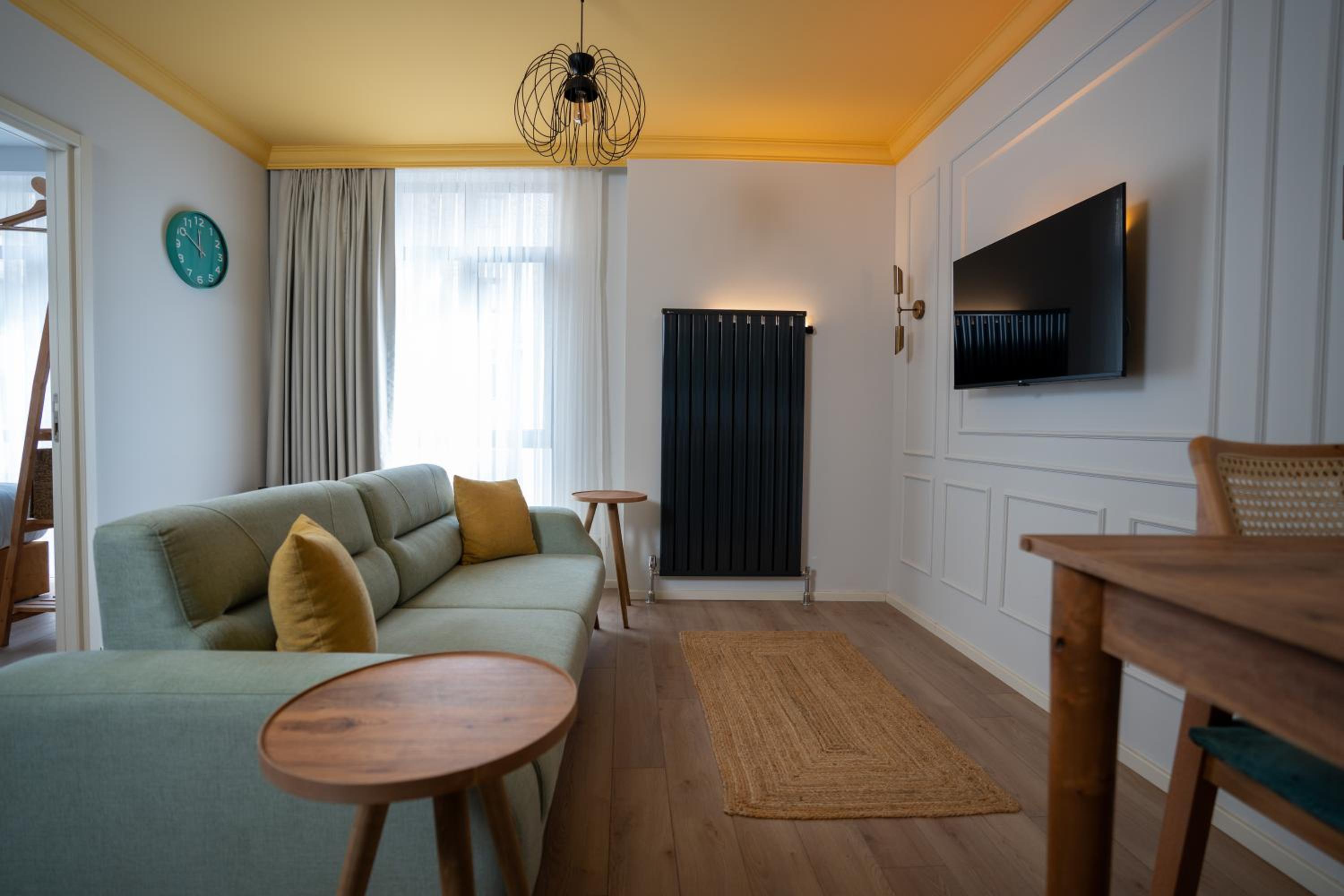 Large Double Room photo 1