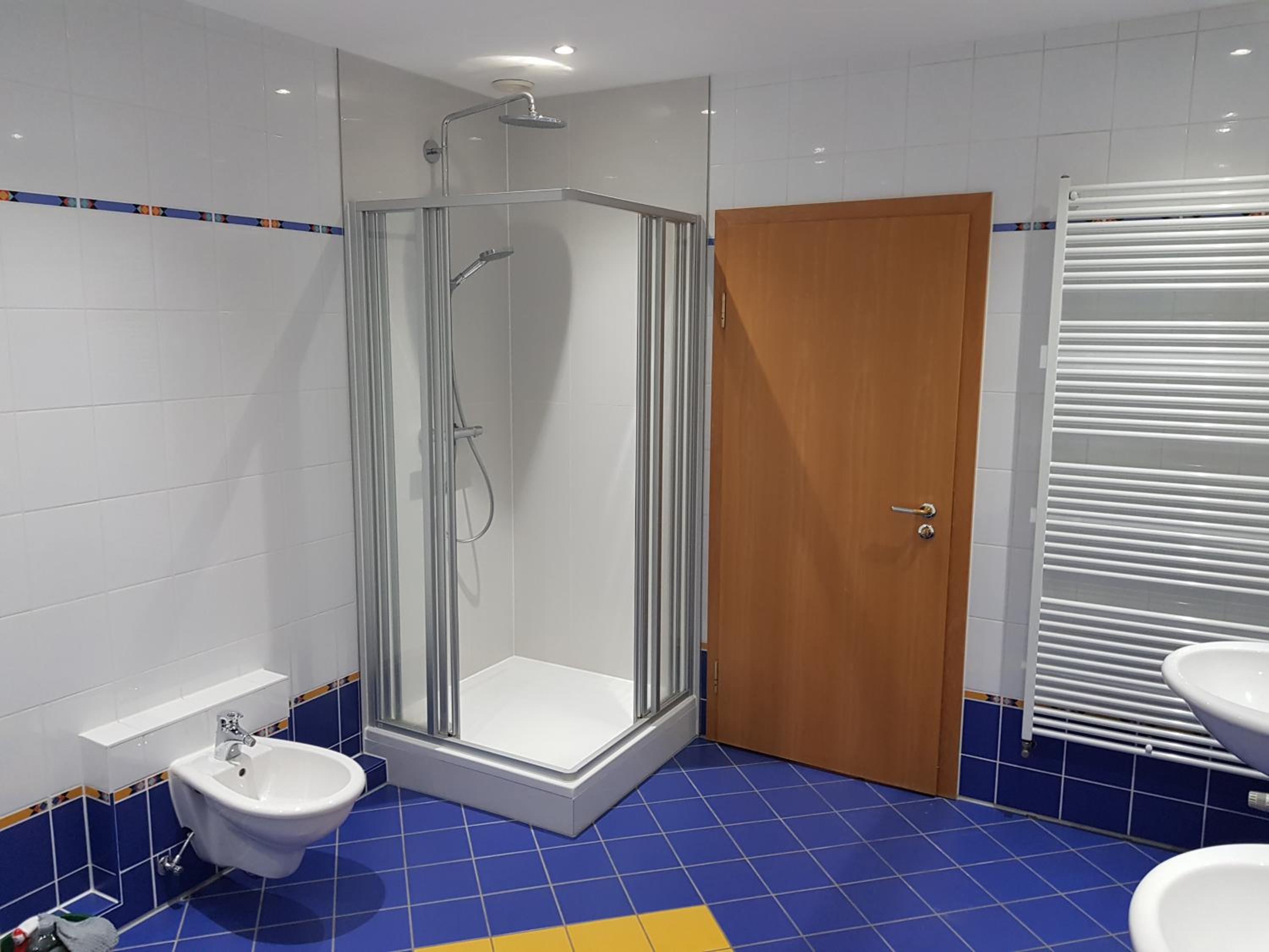 Double Room with Shared Bathroom photo 3