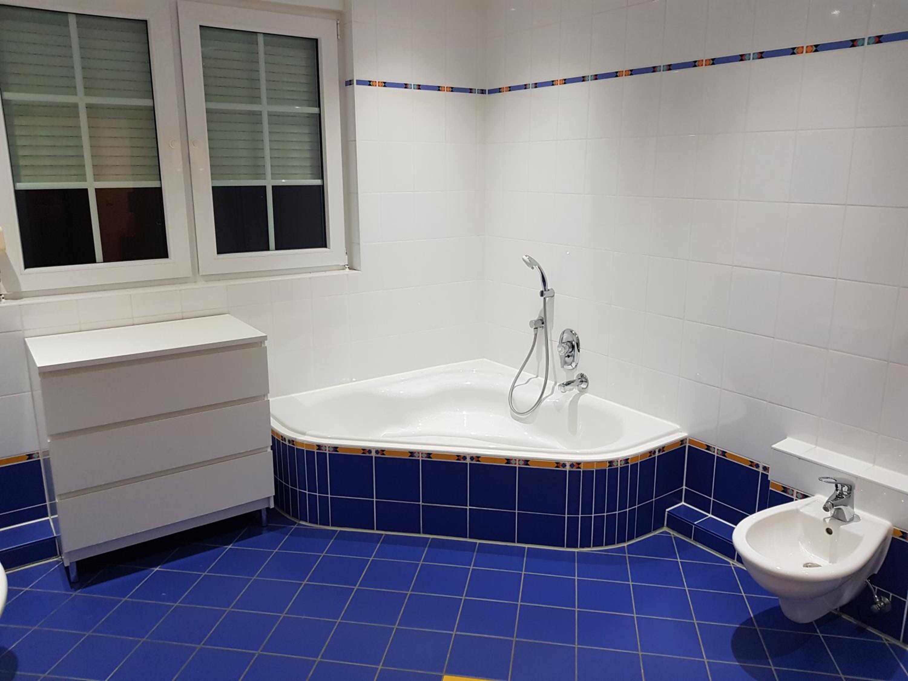 Double Room with Shared Bathroom photo 2