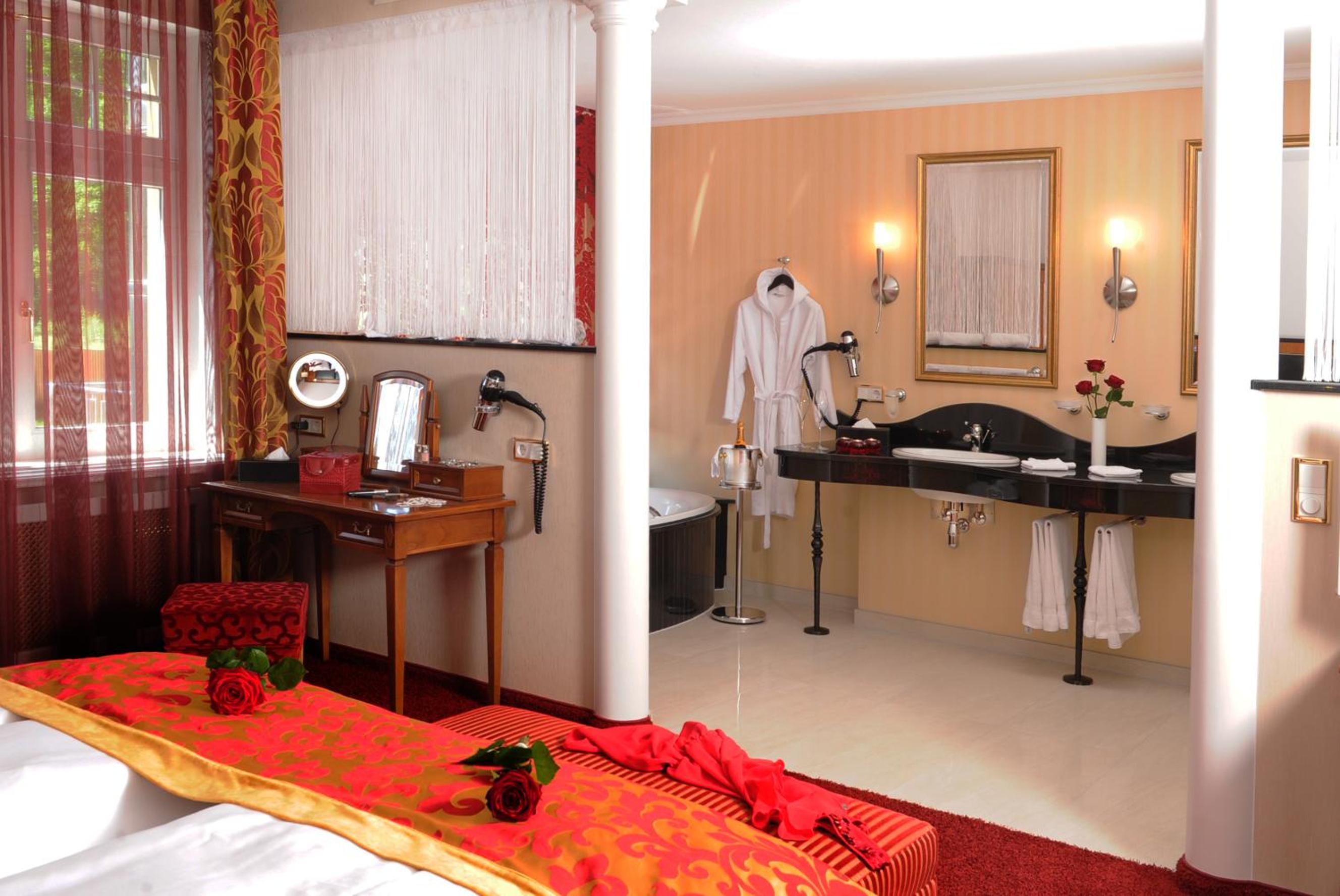 Superior Suite - Photo 2