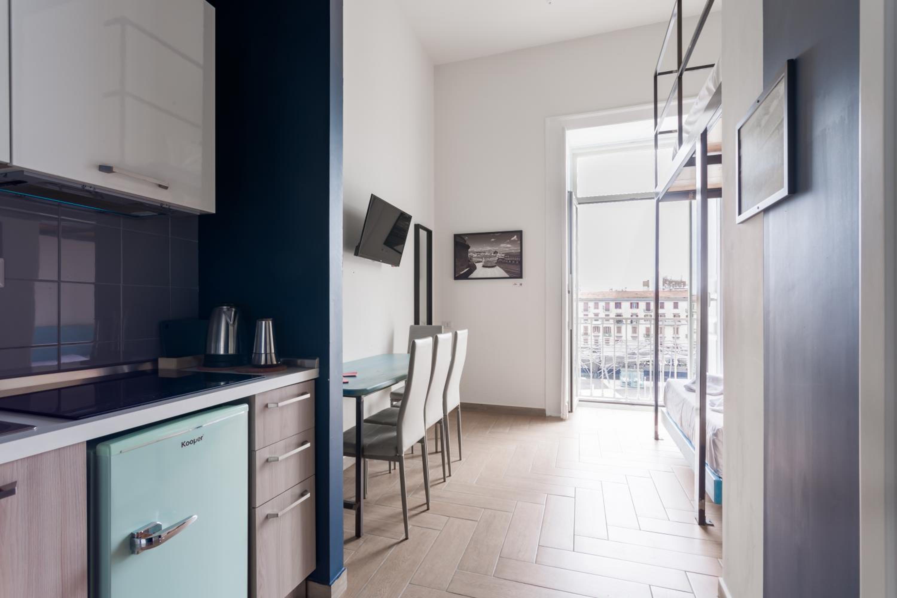 One-Bedroom Loft Apartment With Balcony