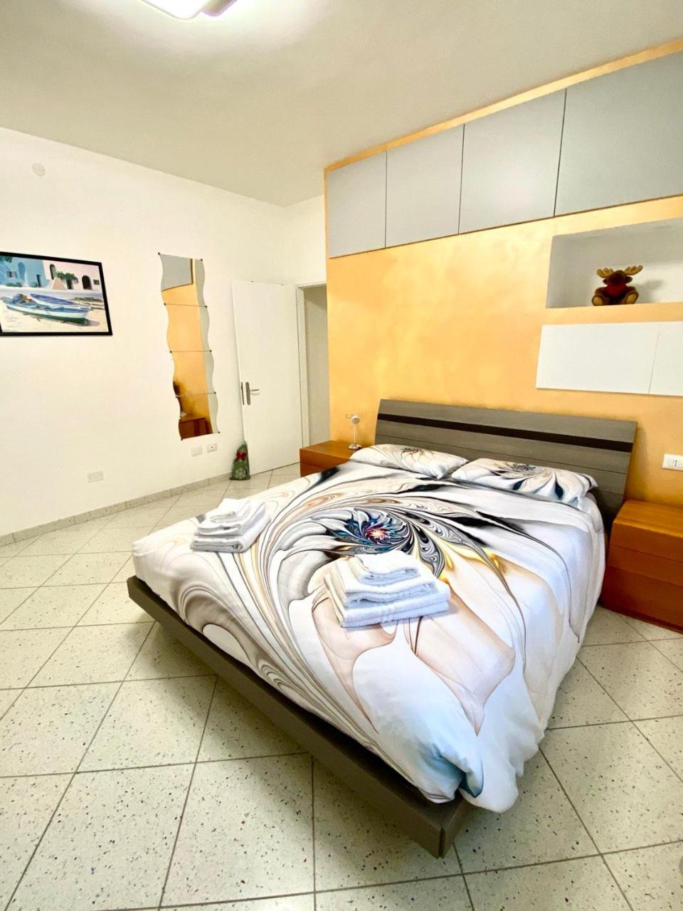 One-Bedroom Apartment - Non-Smoking