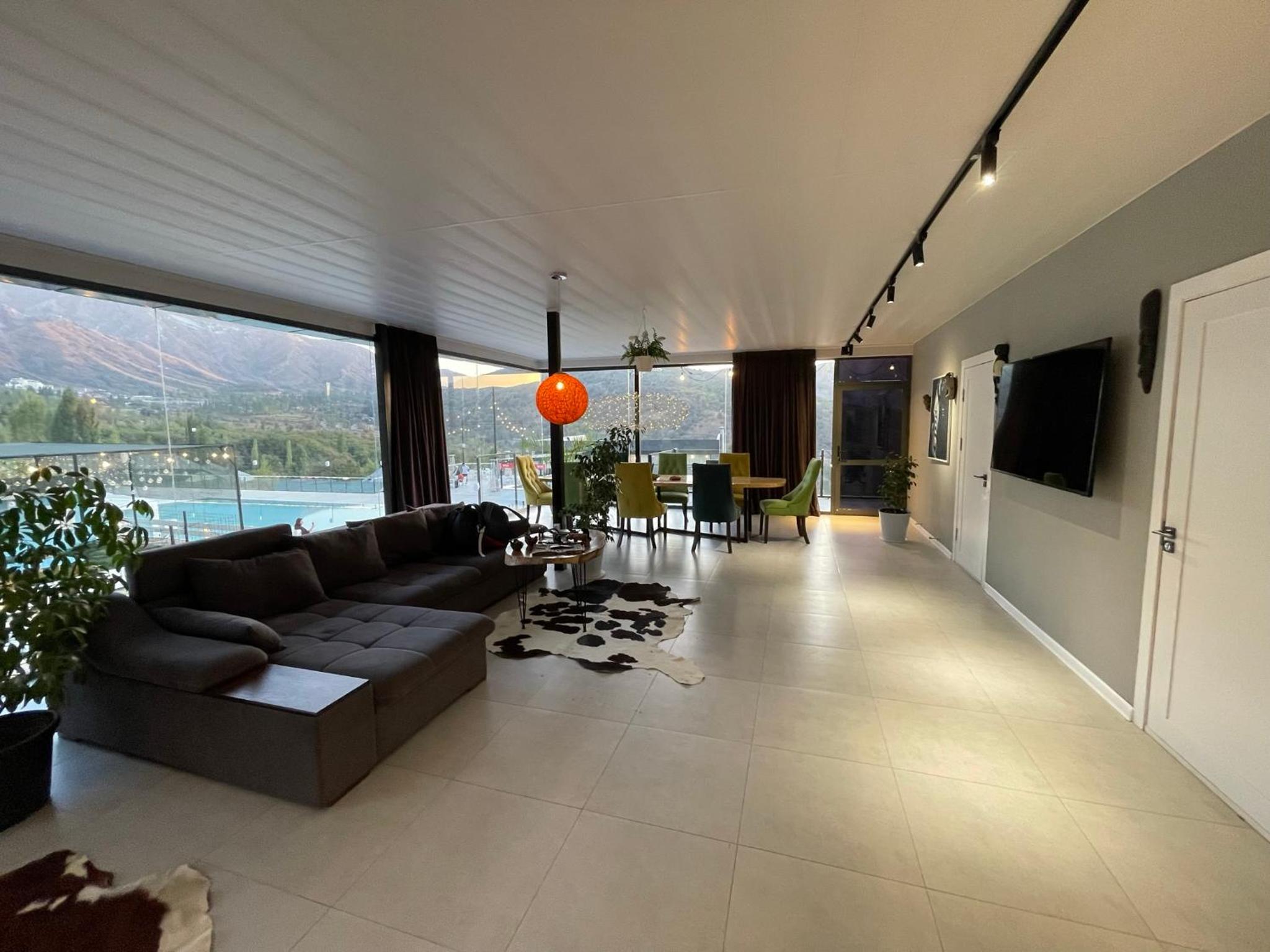 Three-Bedroom Apartment Suite photo 1
