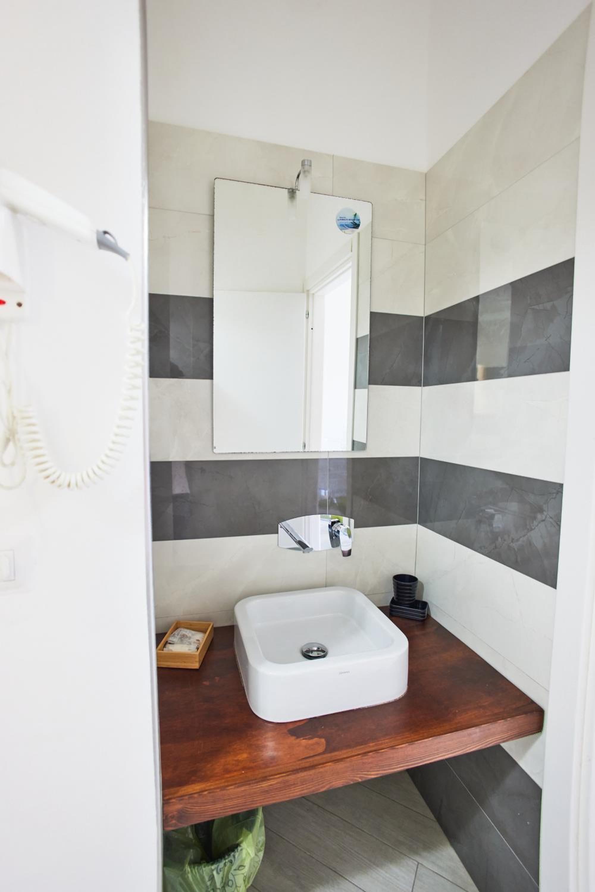 Double Room with Terrace - Photo 2