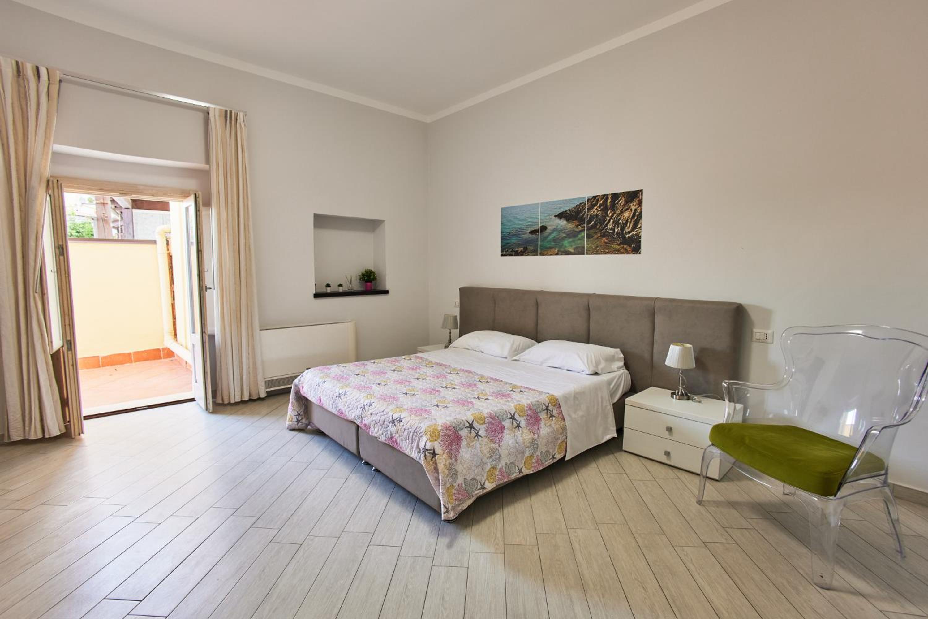 Double Room with Terrace - Photo 1
