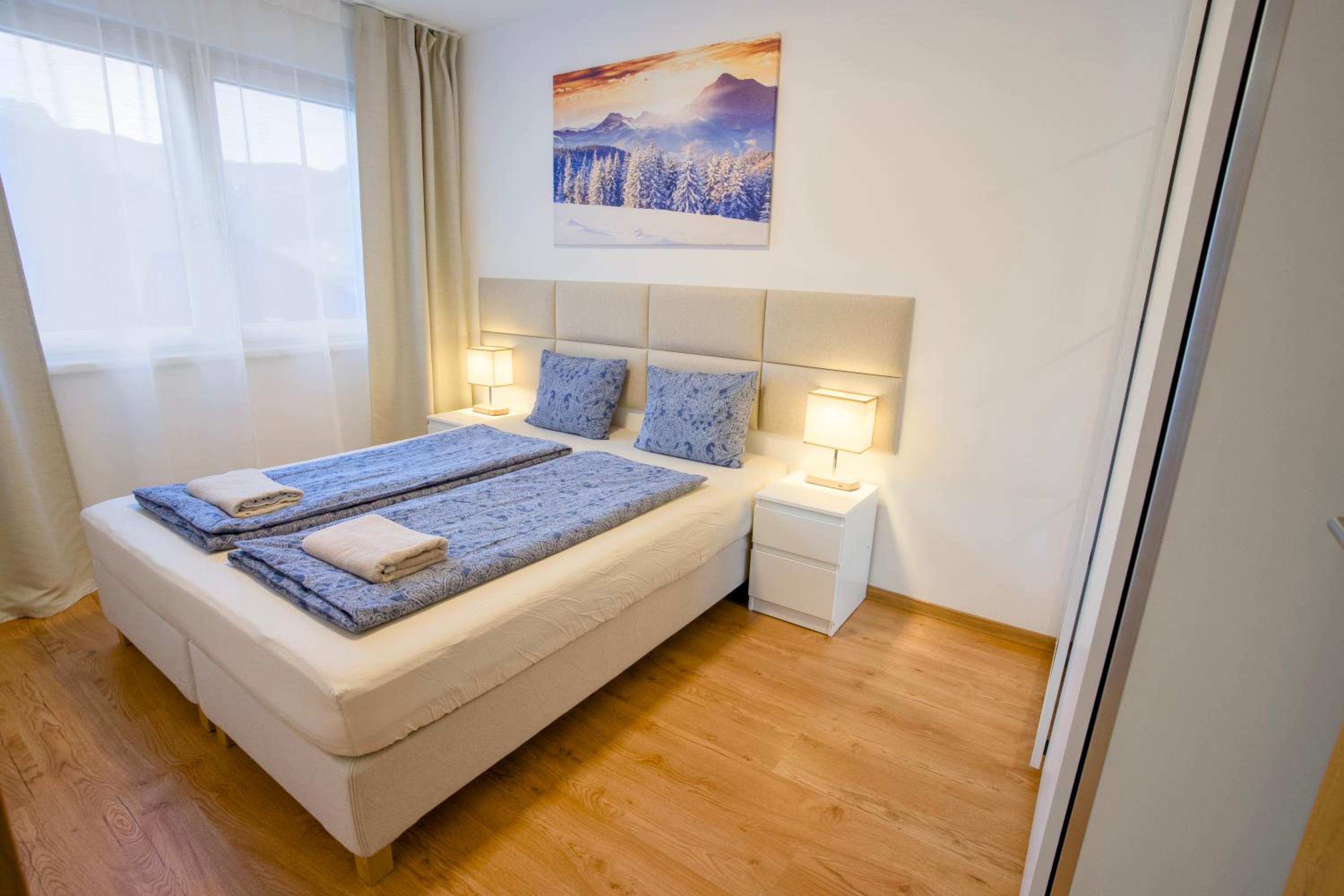 Two-Bedroom Apartment - Photo 8